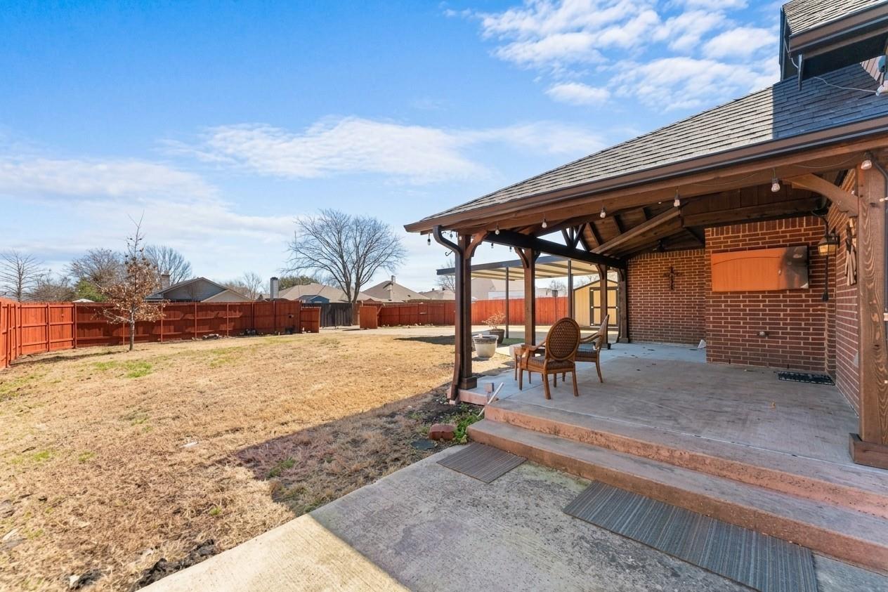main property photo 22