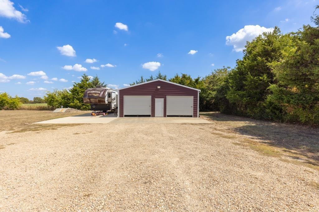 main property photo 26