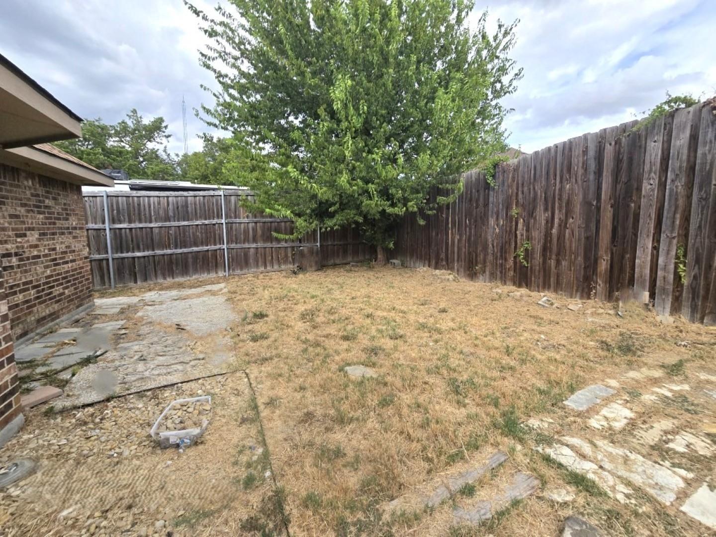 main property photo 16