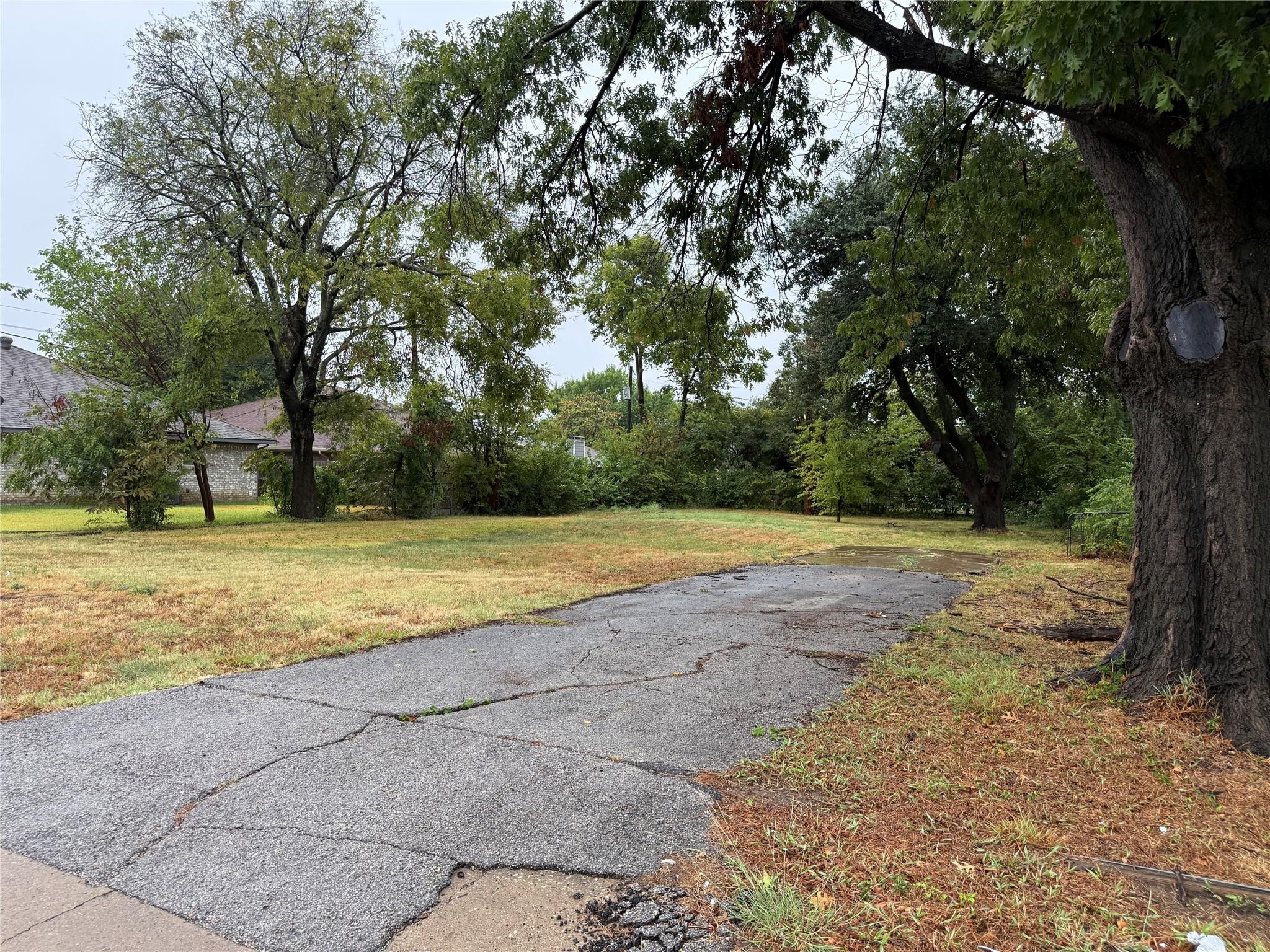 main property photo 7