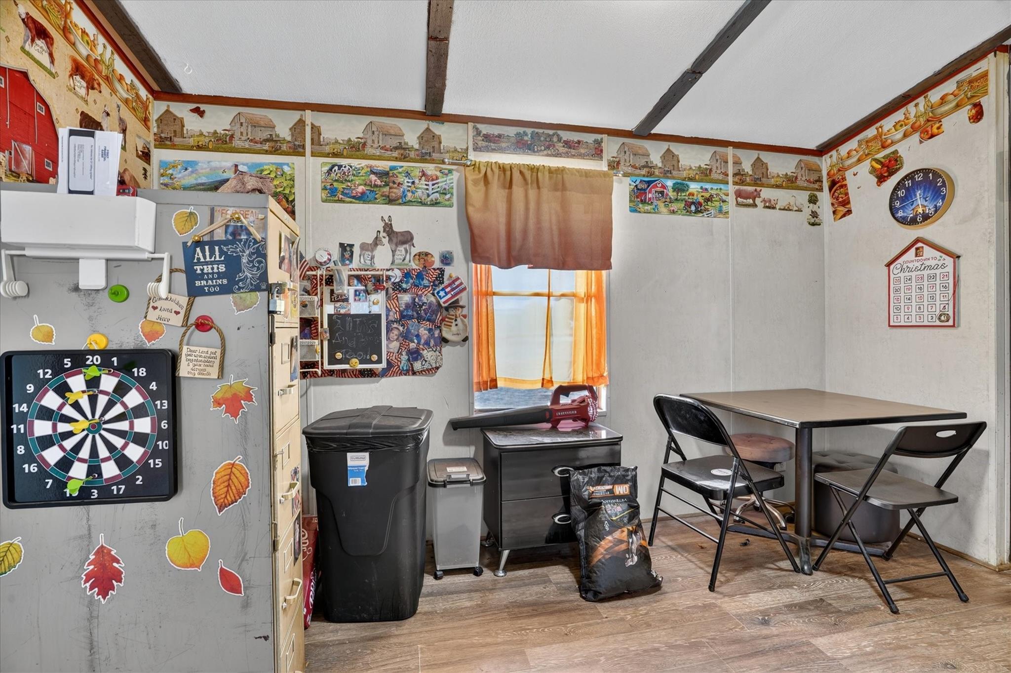 main property photo 16