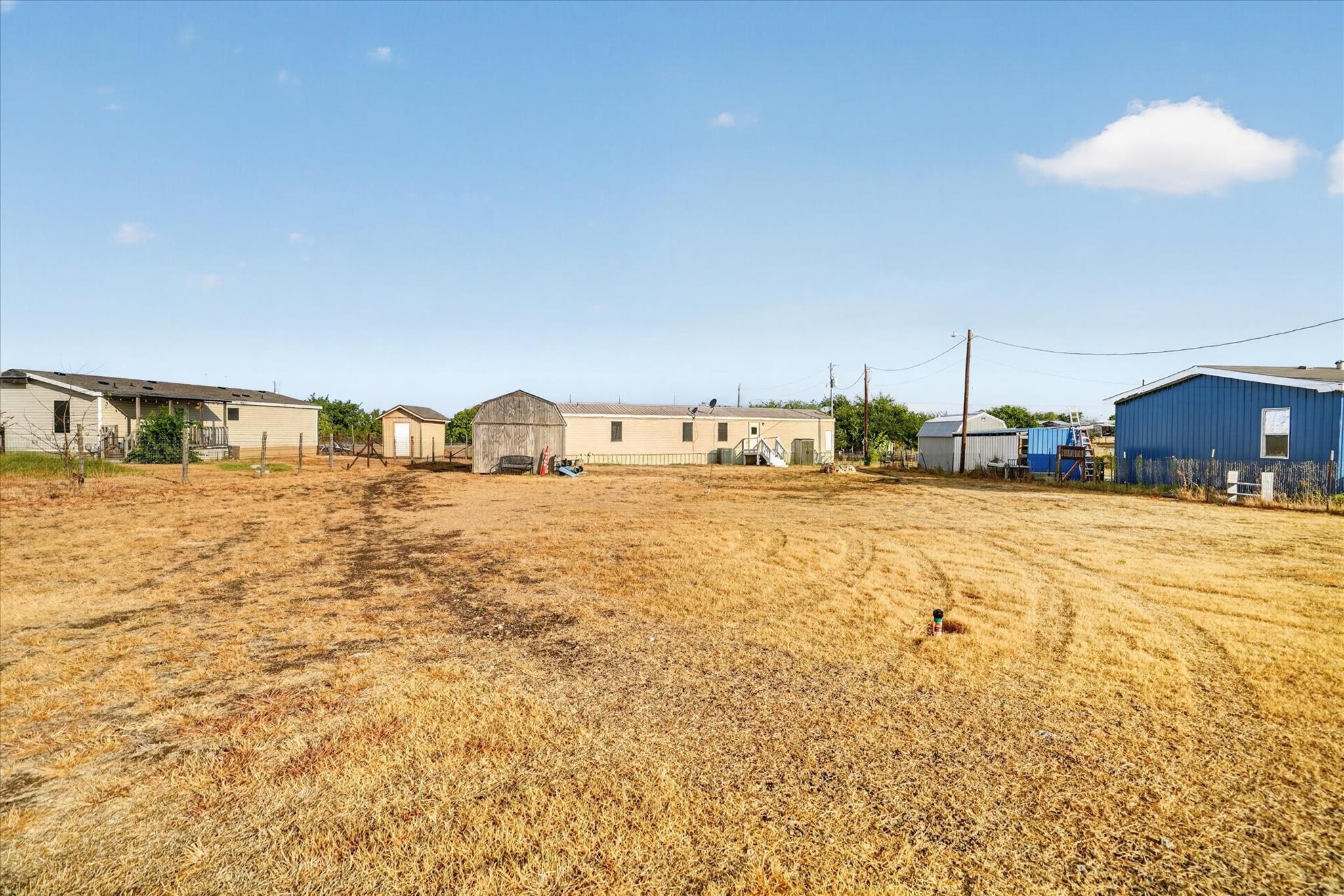main property photo 31