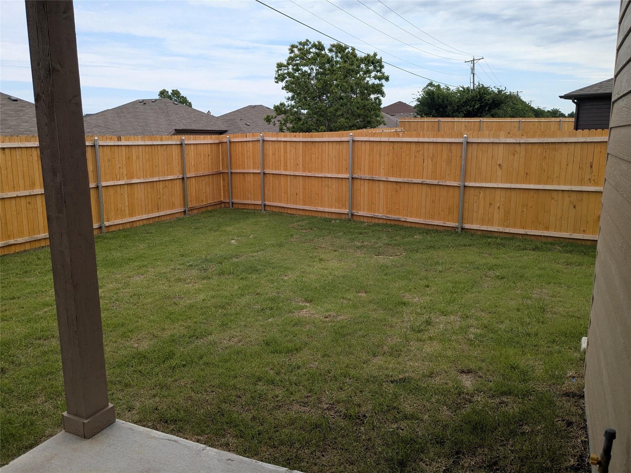 main property photo 20
