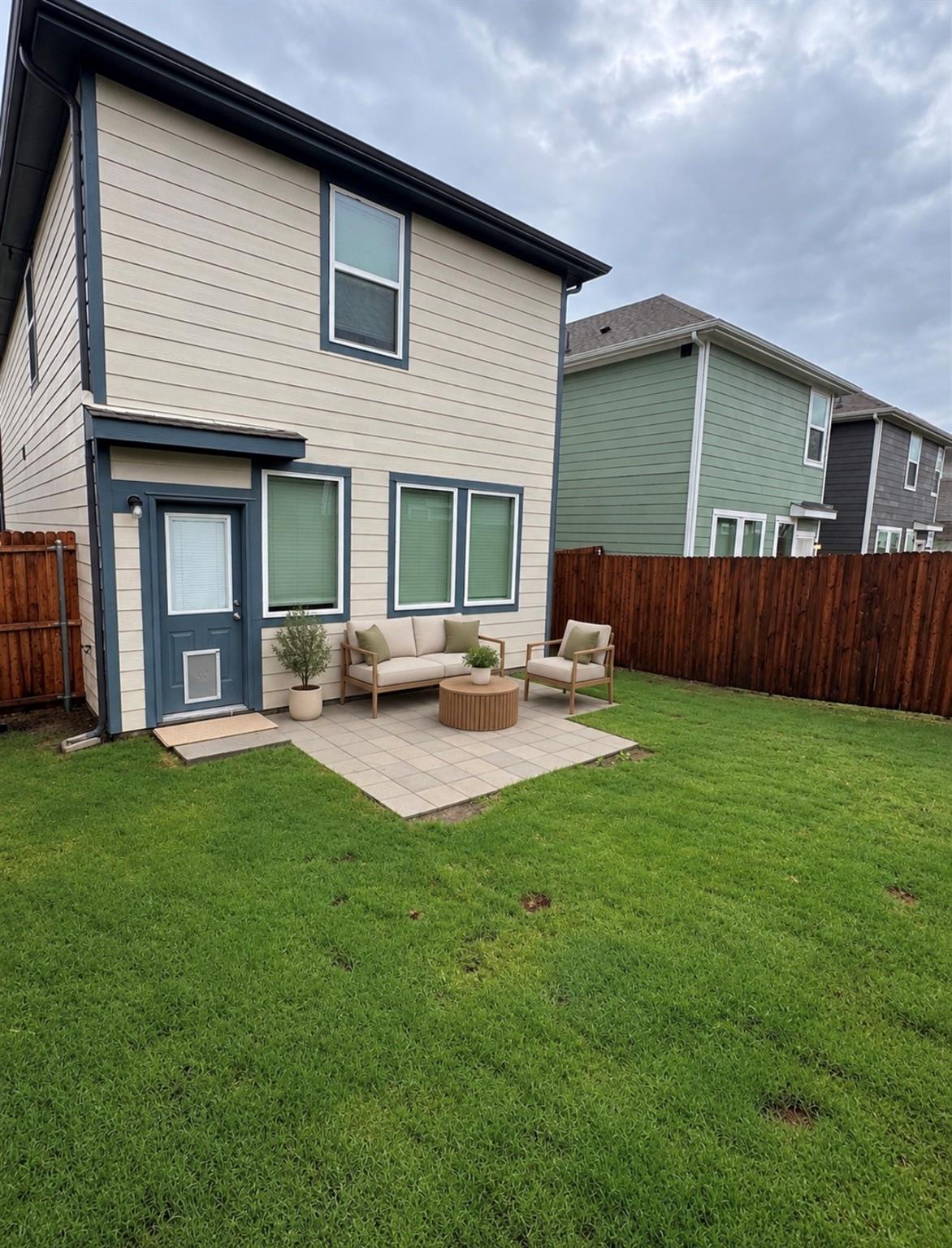 main property photo 30