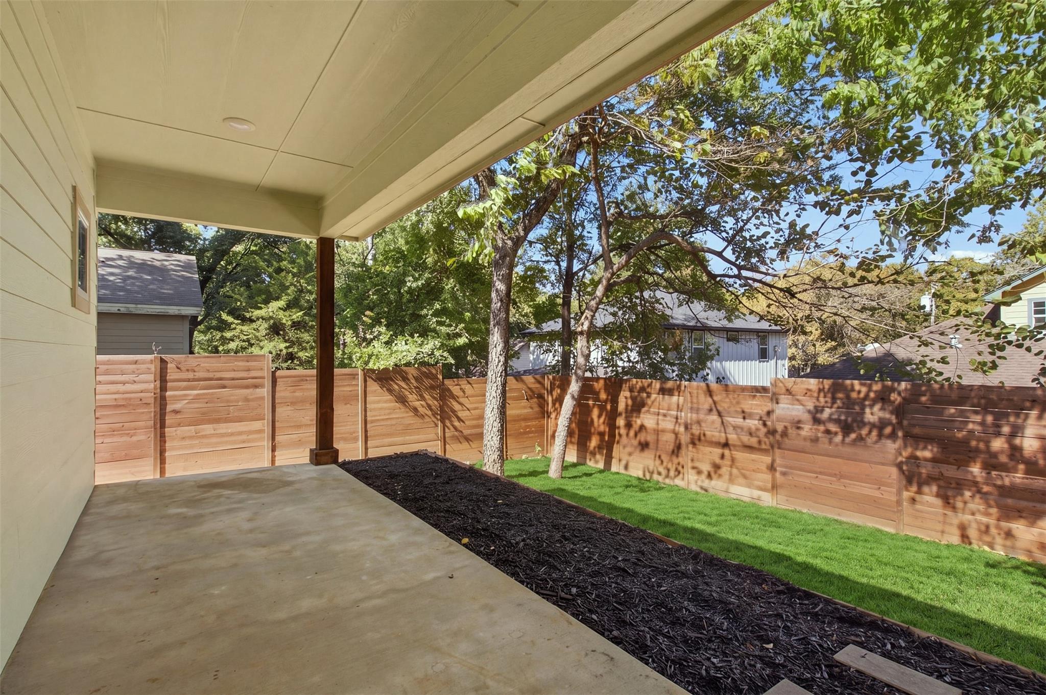 main property photo 22
