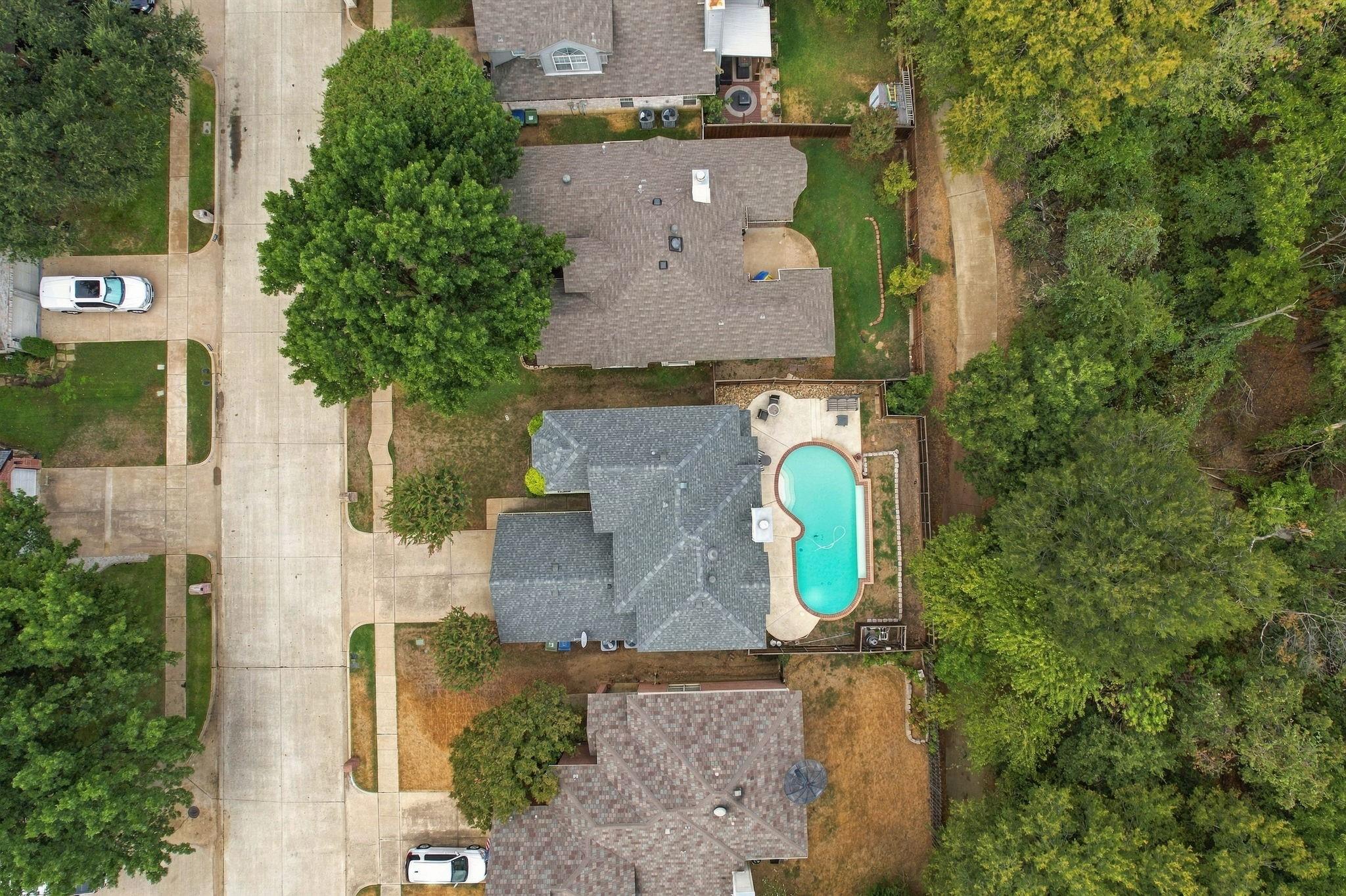 main property photo 38