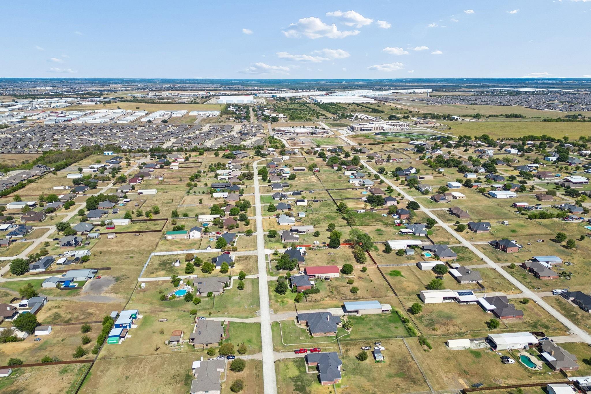 main property photo 25