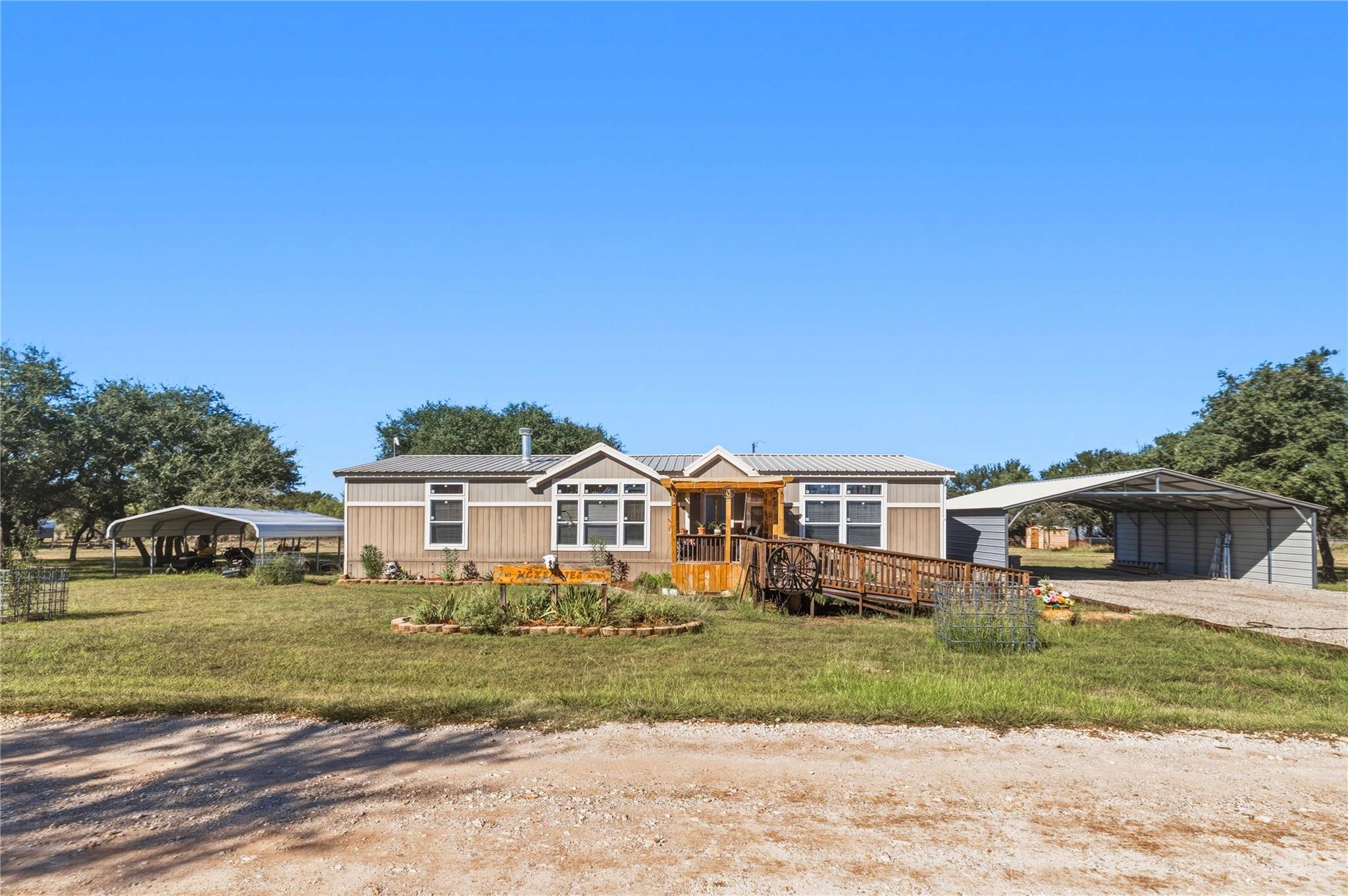 main property photo 17