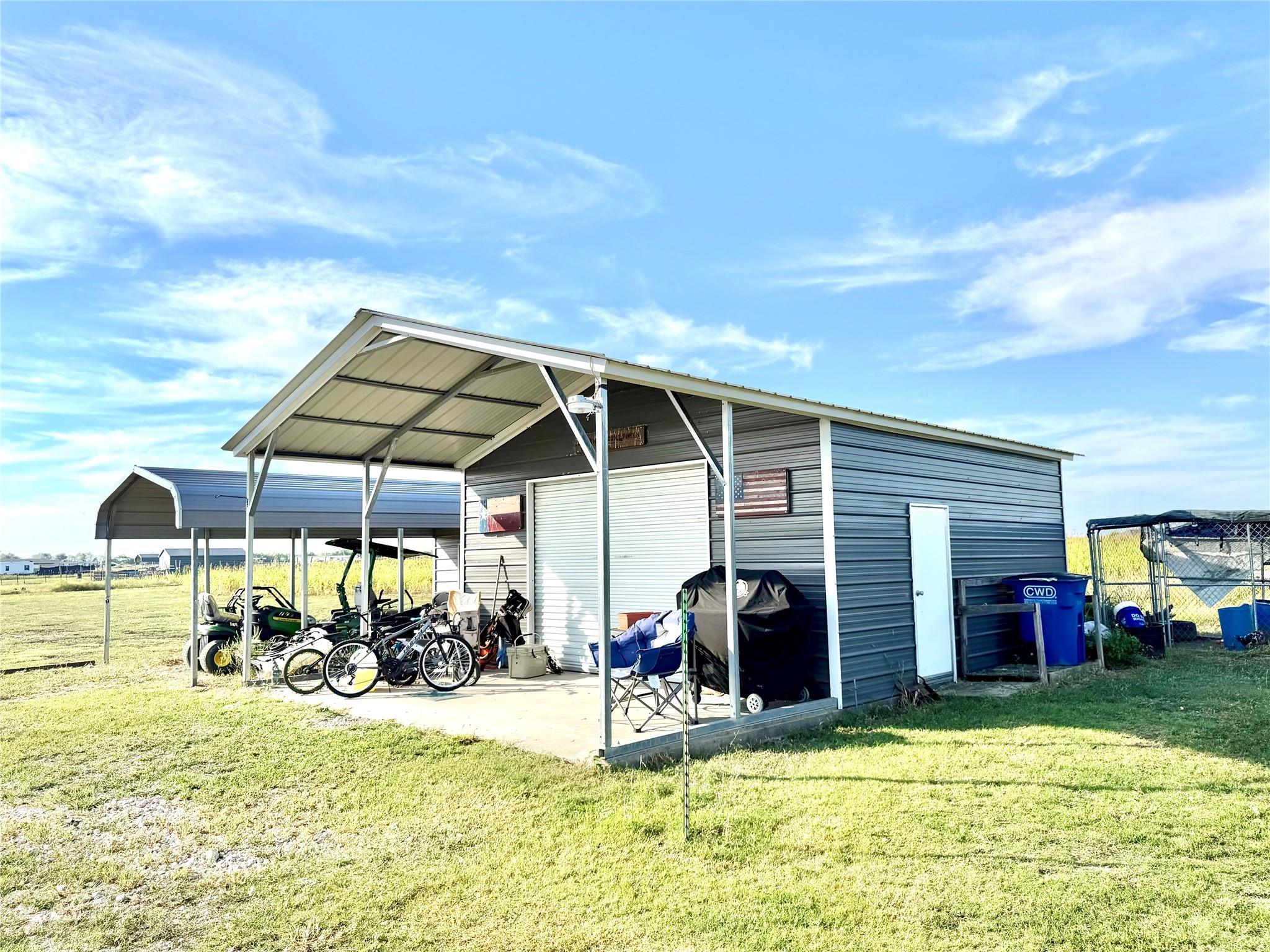 main property photo 3