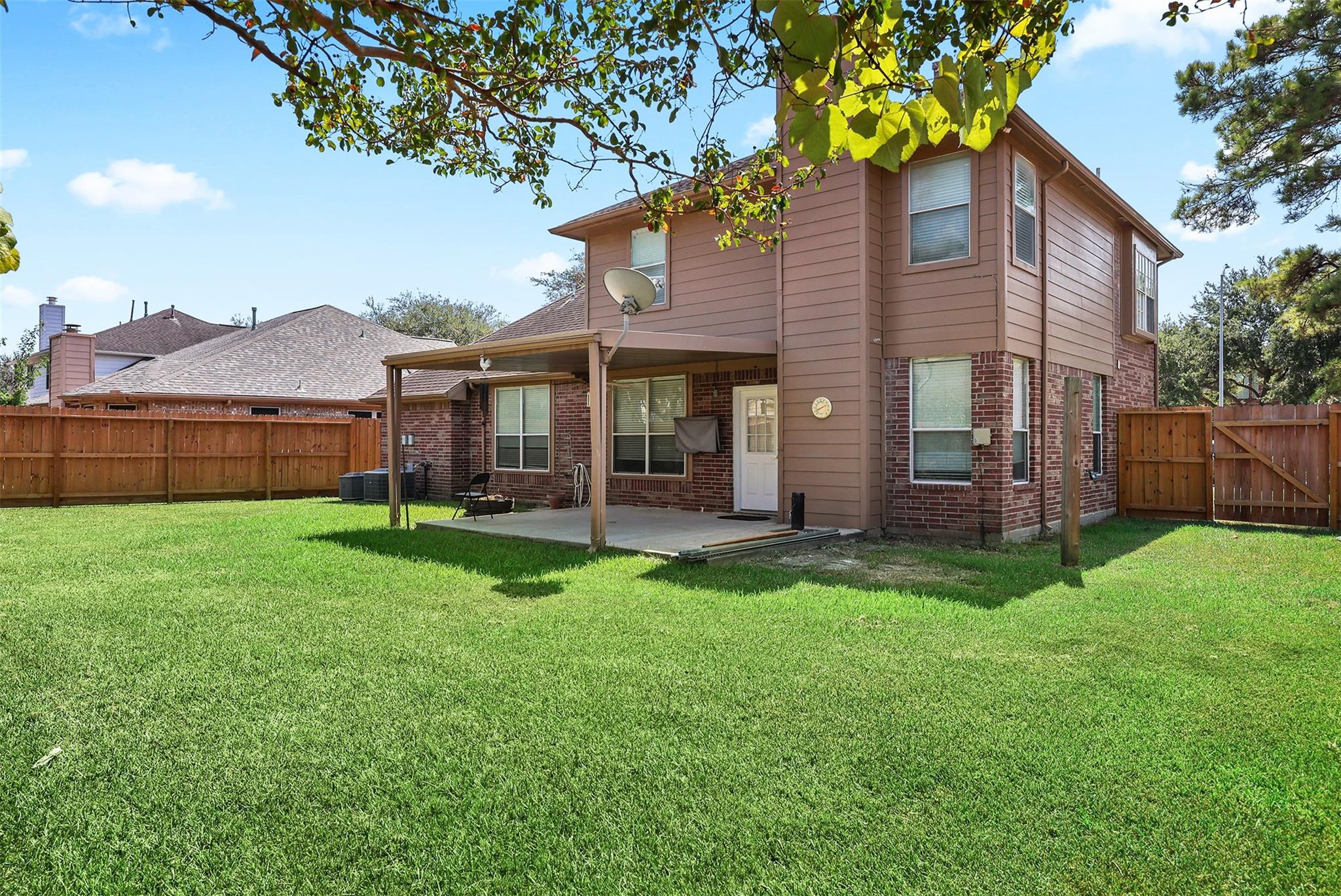 main property photo 29
