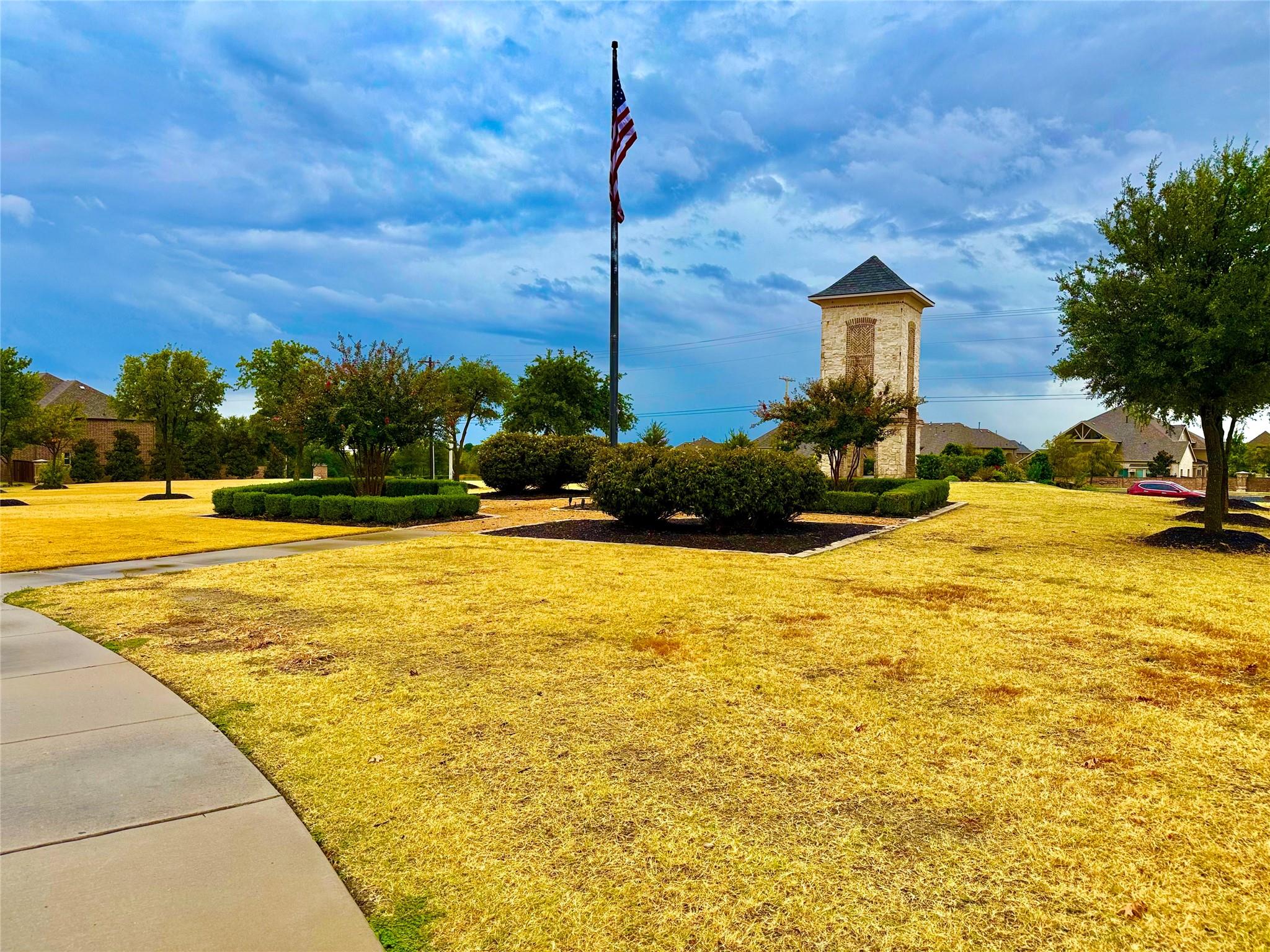 main property photo 32