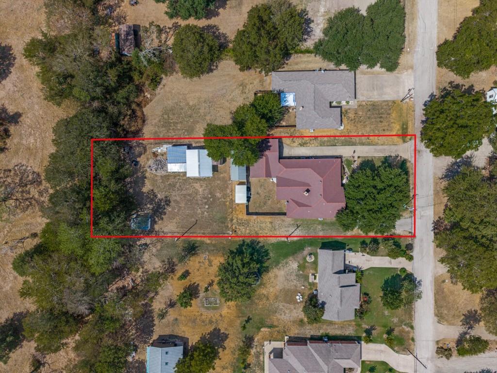 main property photo 25