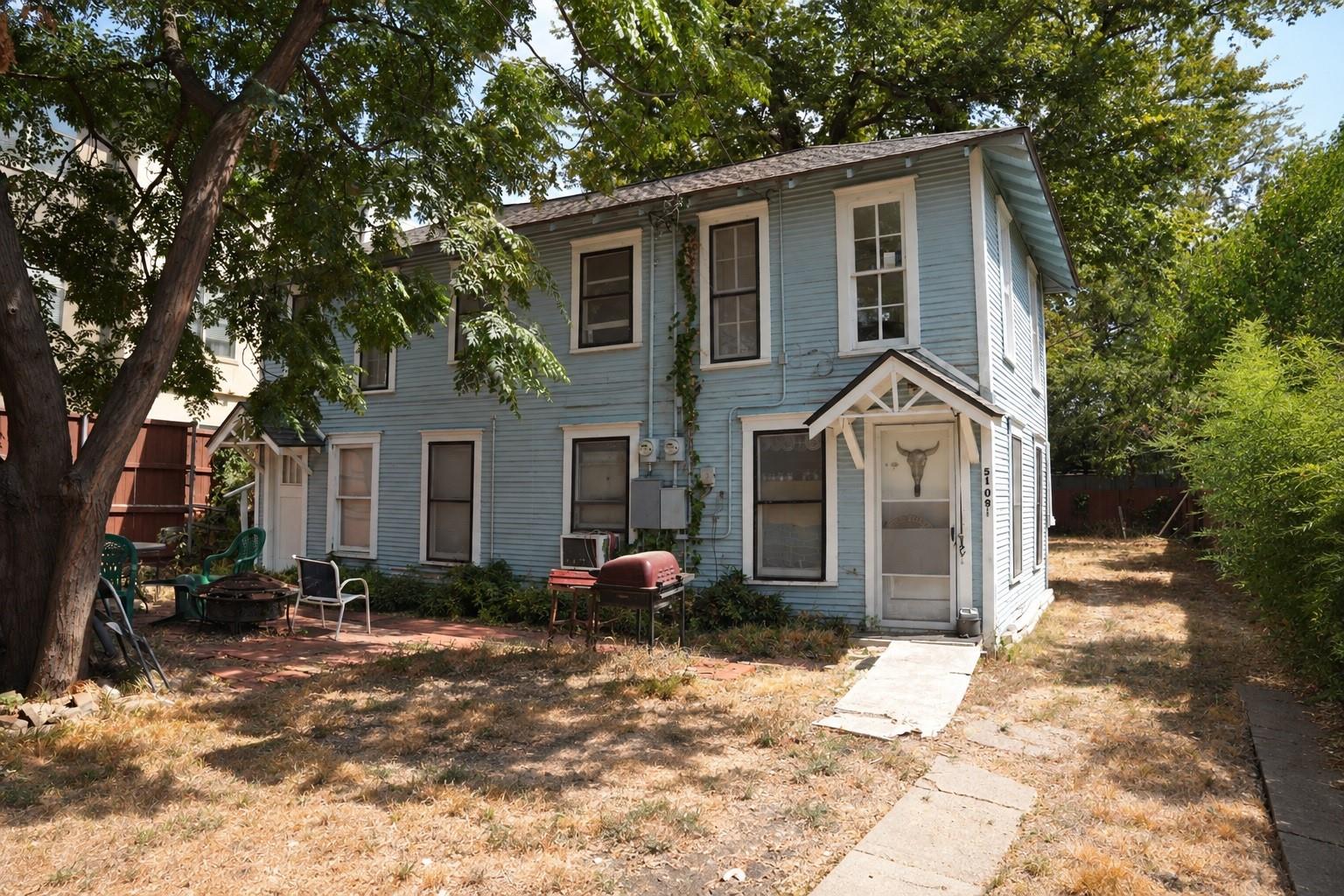 main property photo 8