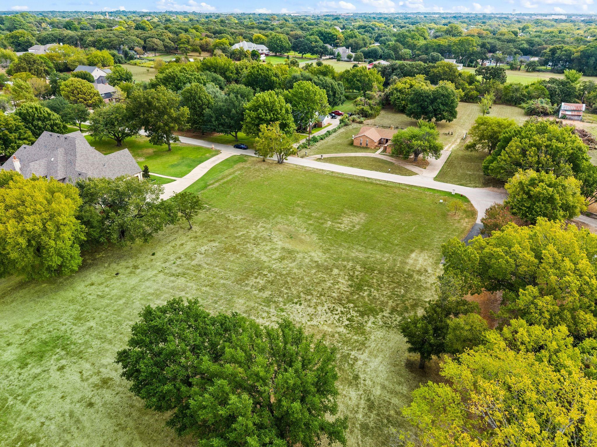 main property photo 25