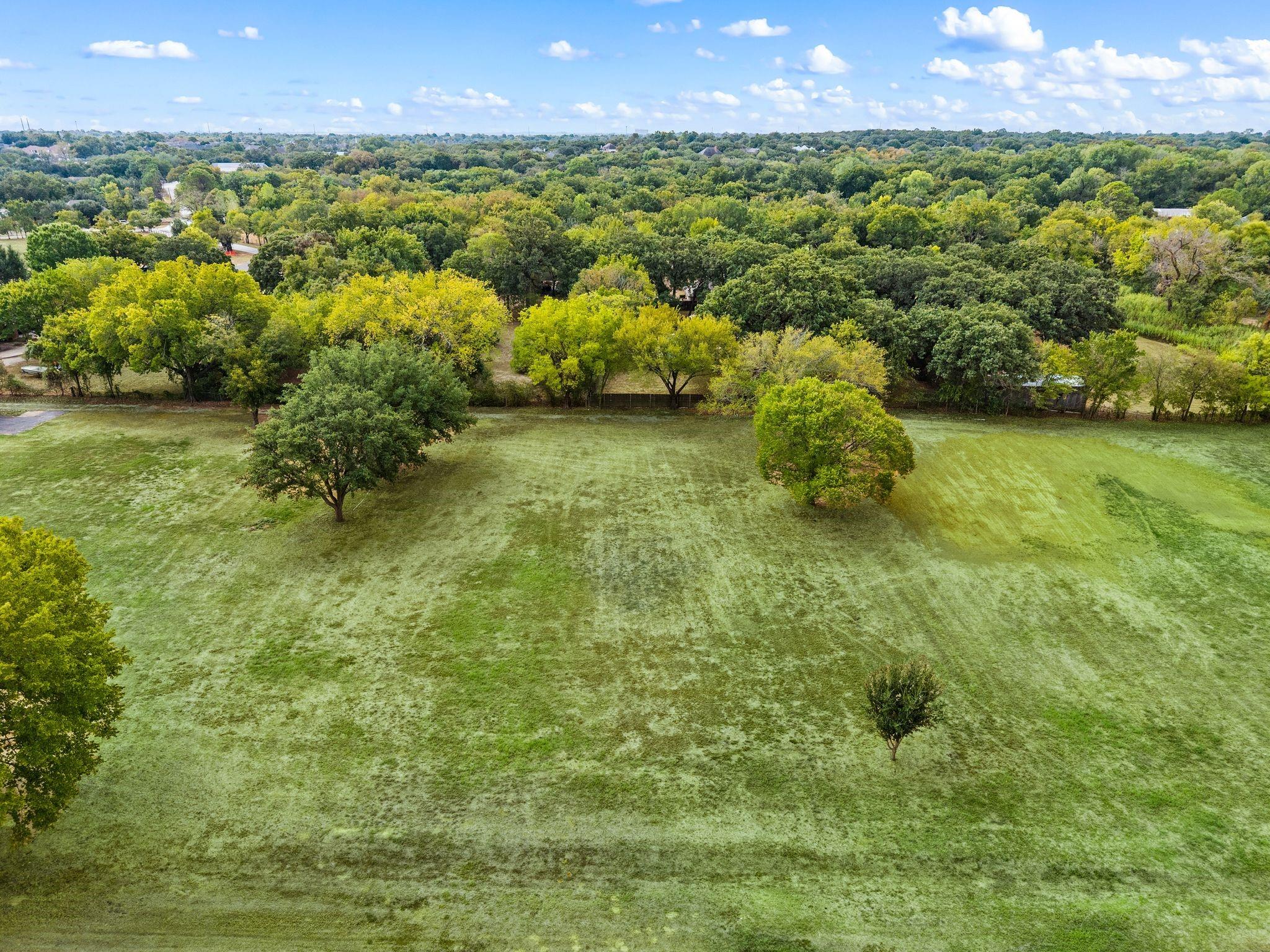 main property photo 27