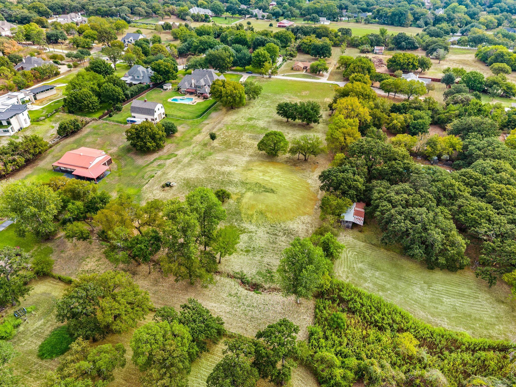 main property photo 31