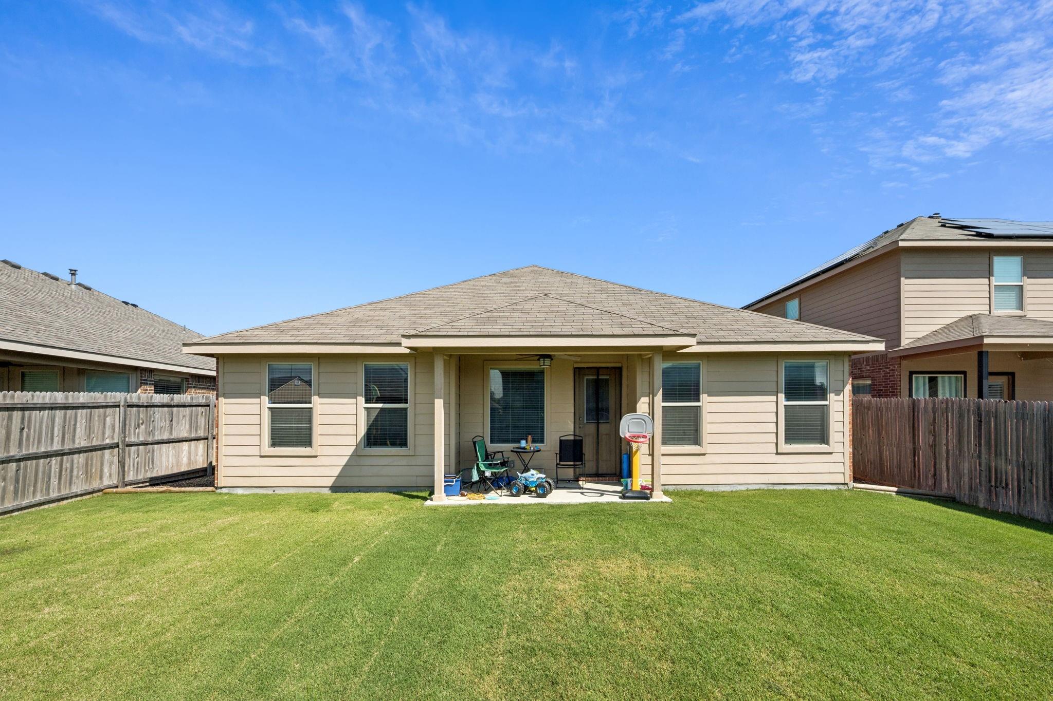 main property photo 22