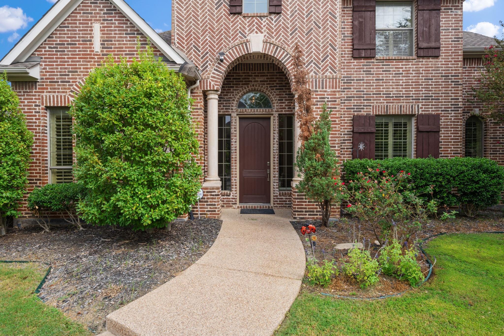 main property photo 2