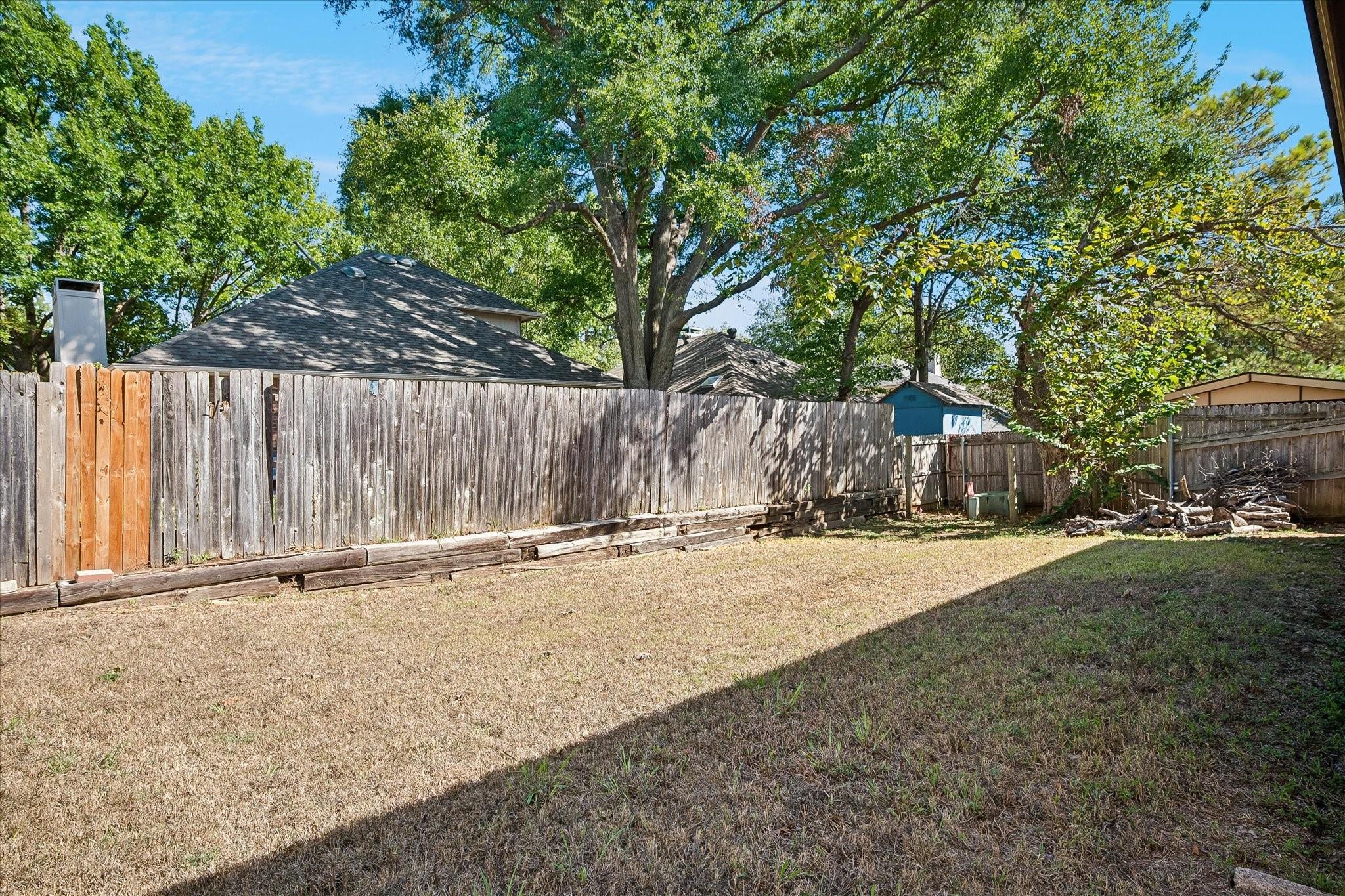 main property photo 22