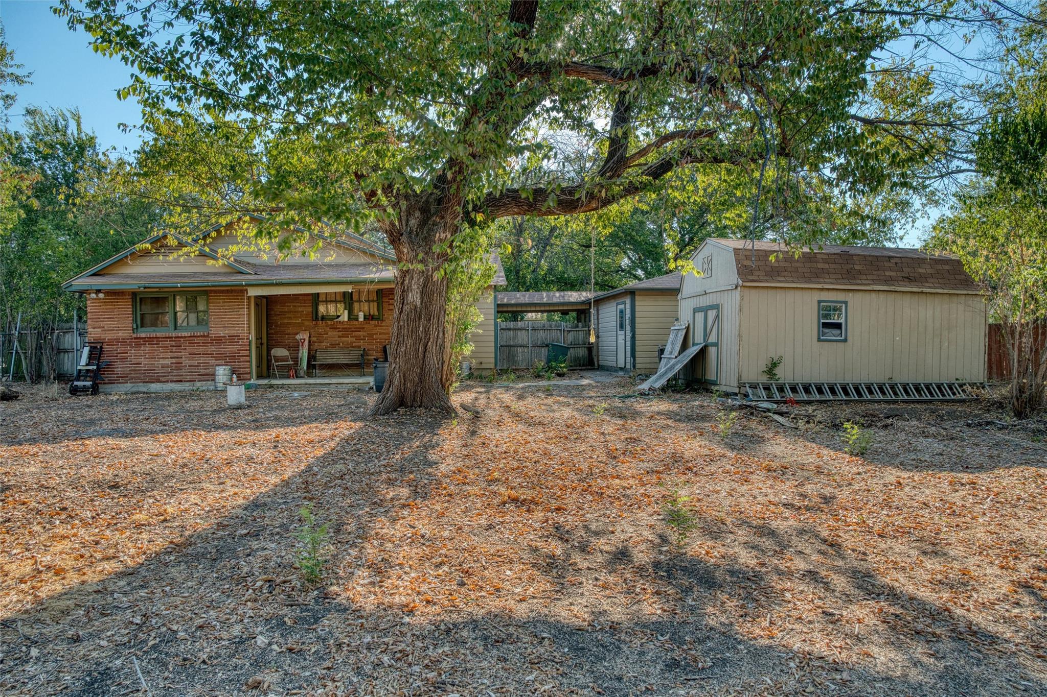 main property photo 21