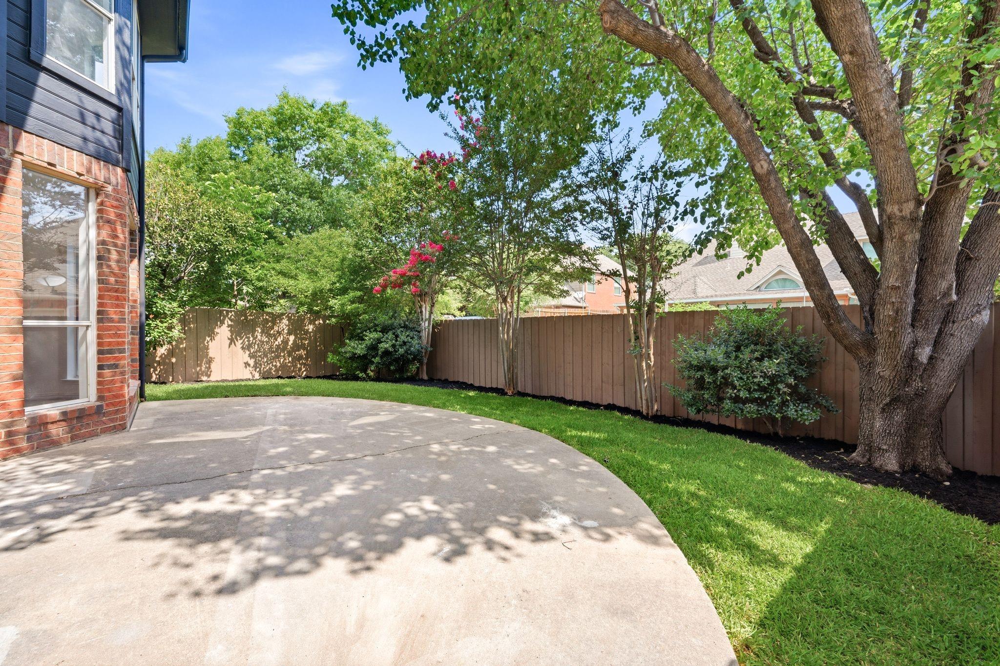 main property photo 25