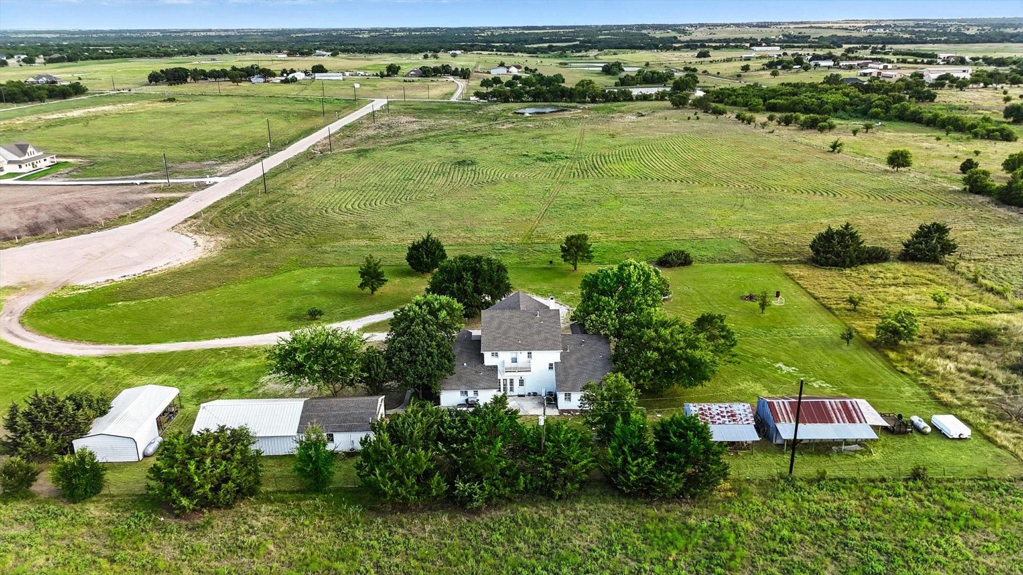 main property photo 35