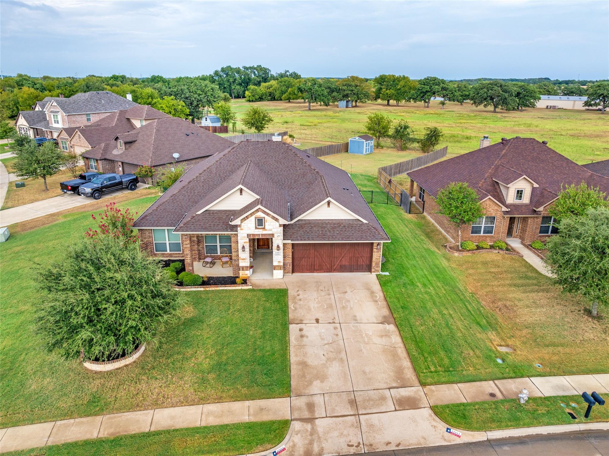 main property photo 34