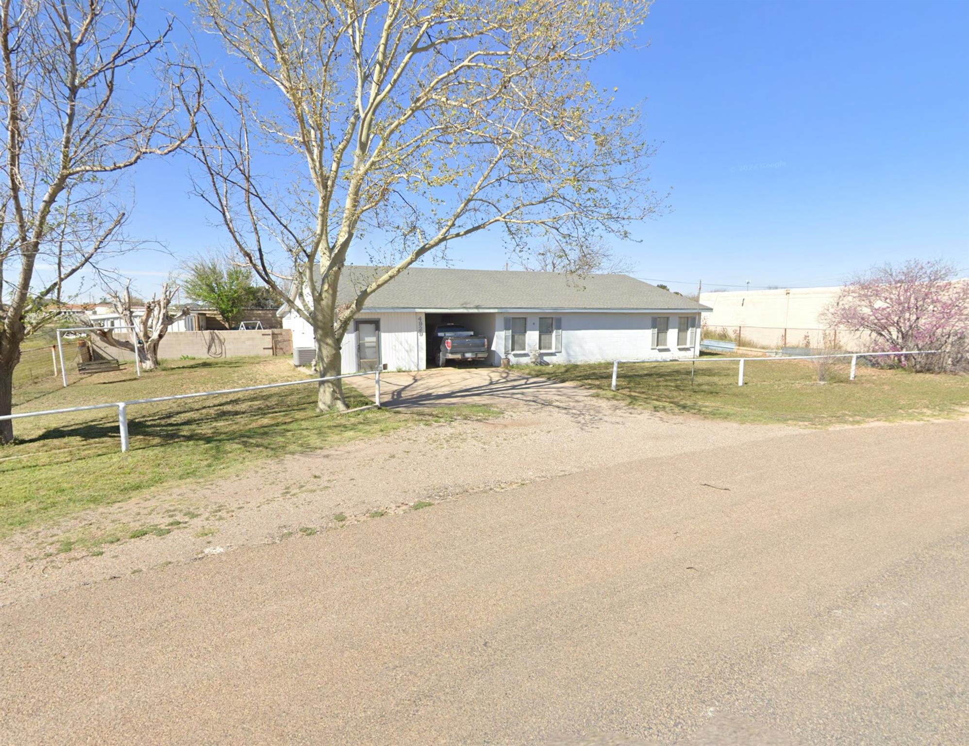 main property photo 20