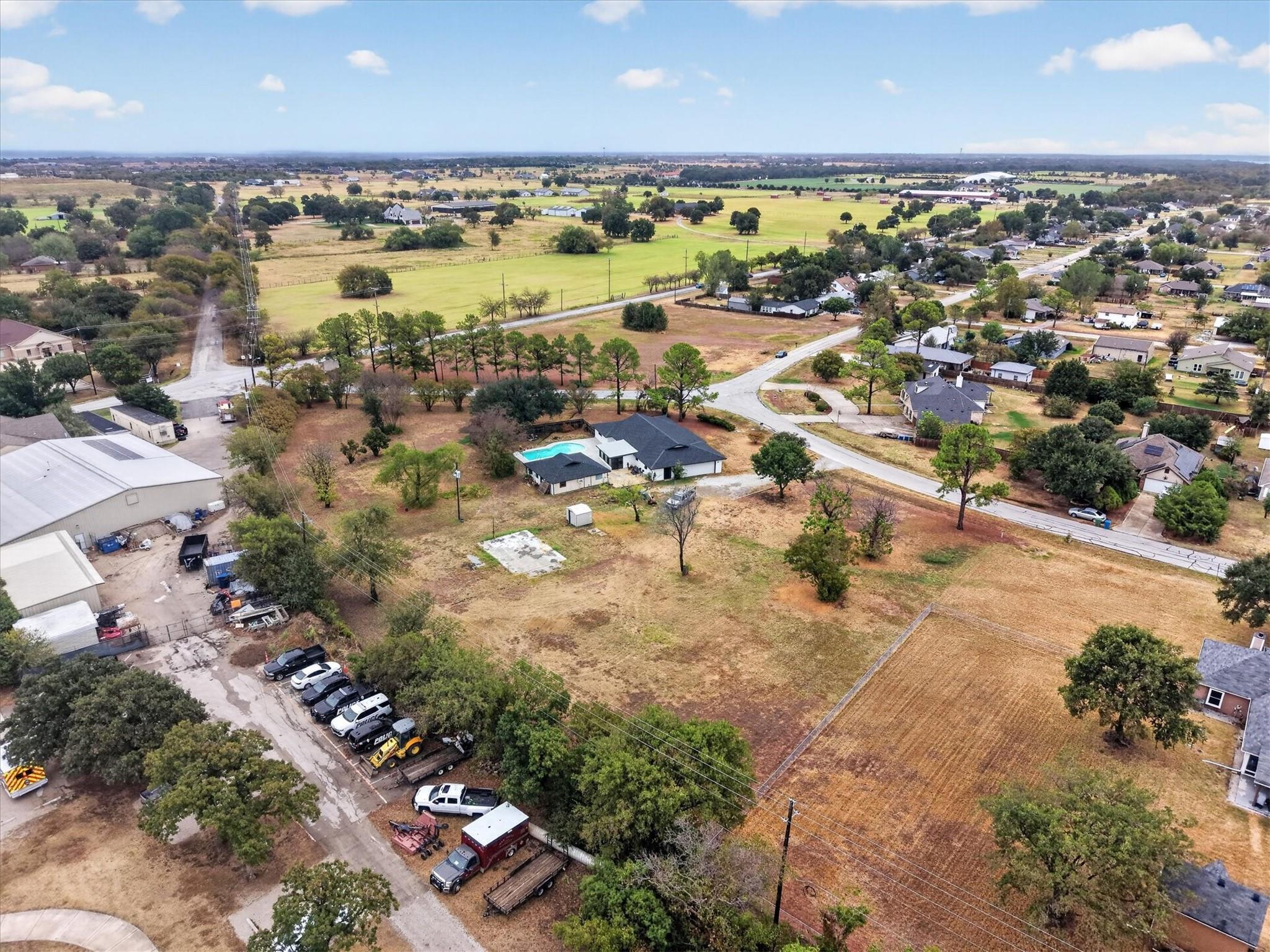 main property photo 35