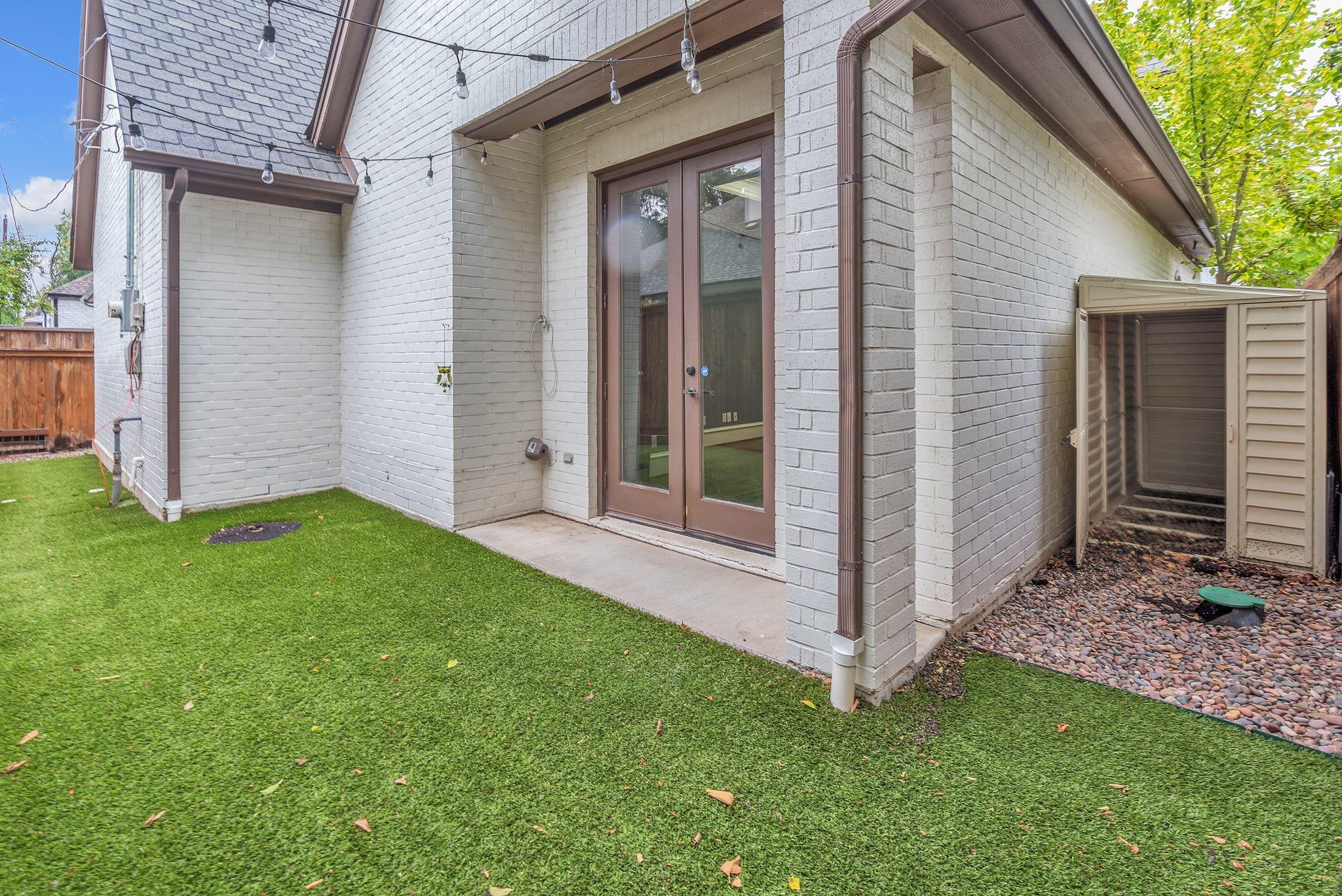 main property photo 35