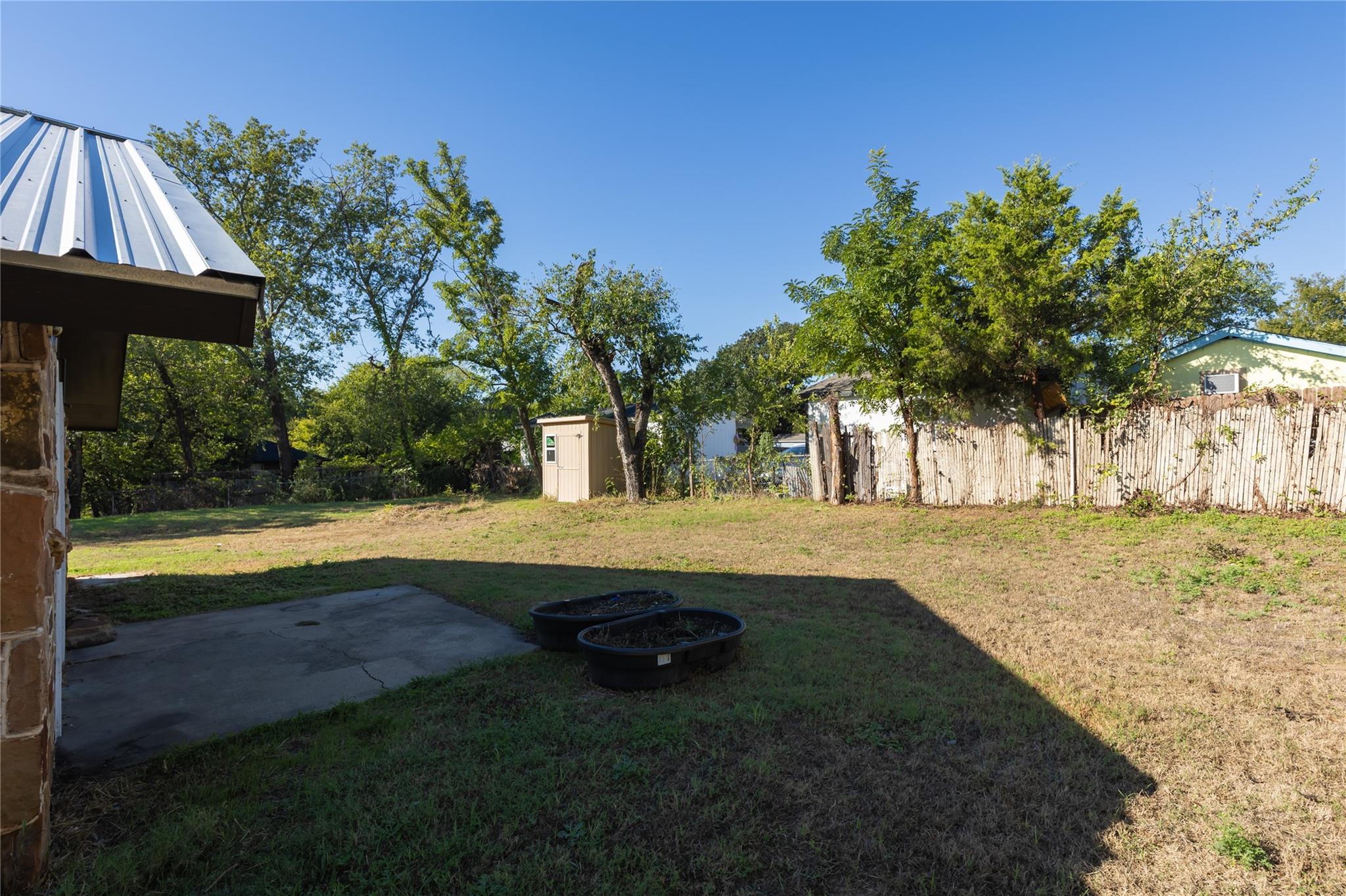 main property photo 27