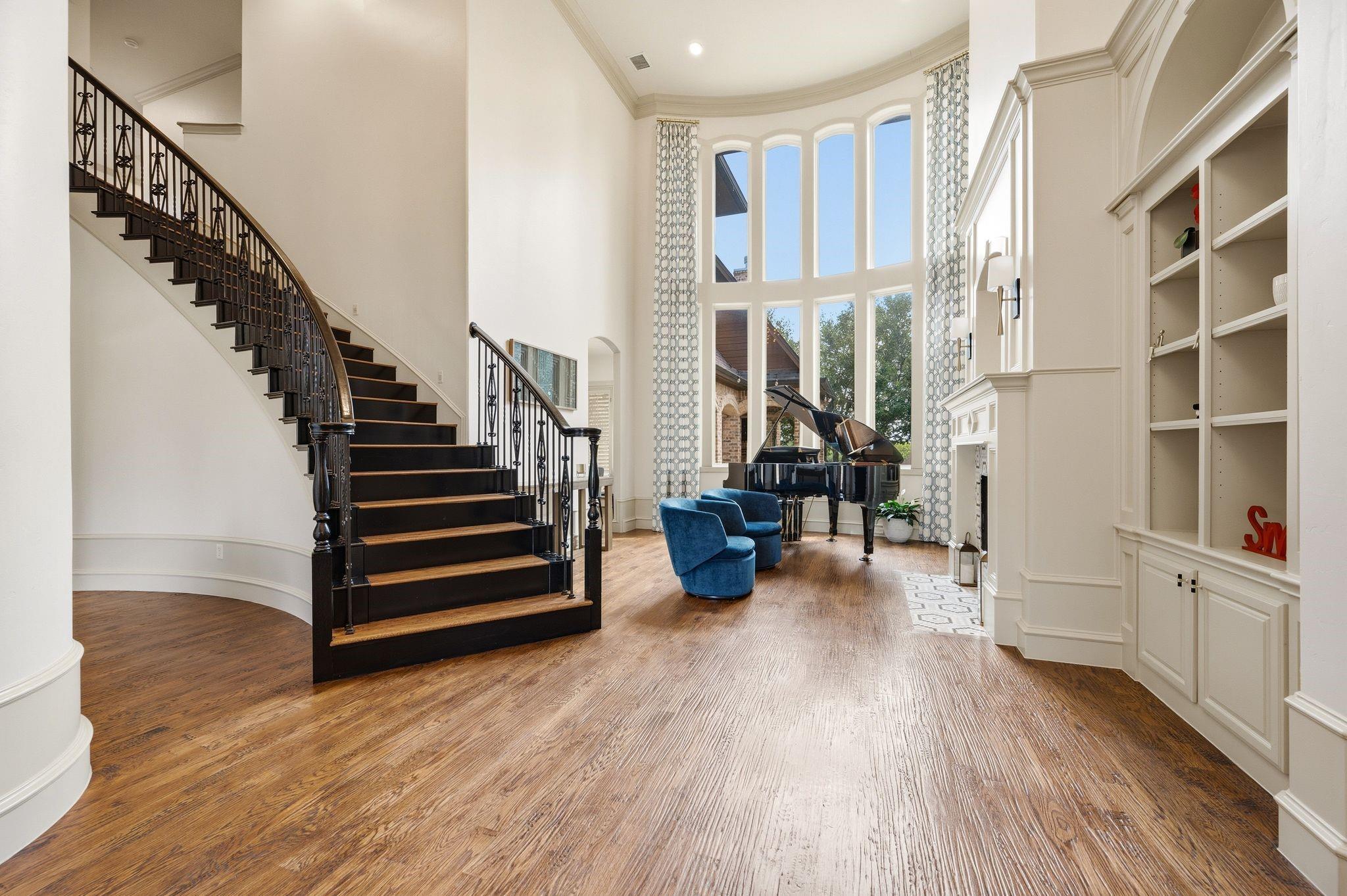 main property photo 3