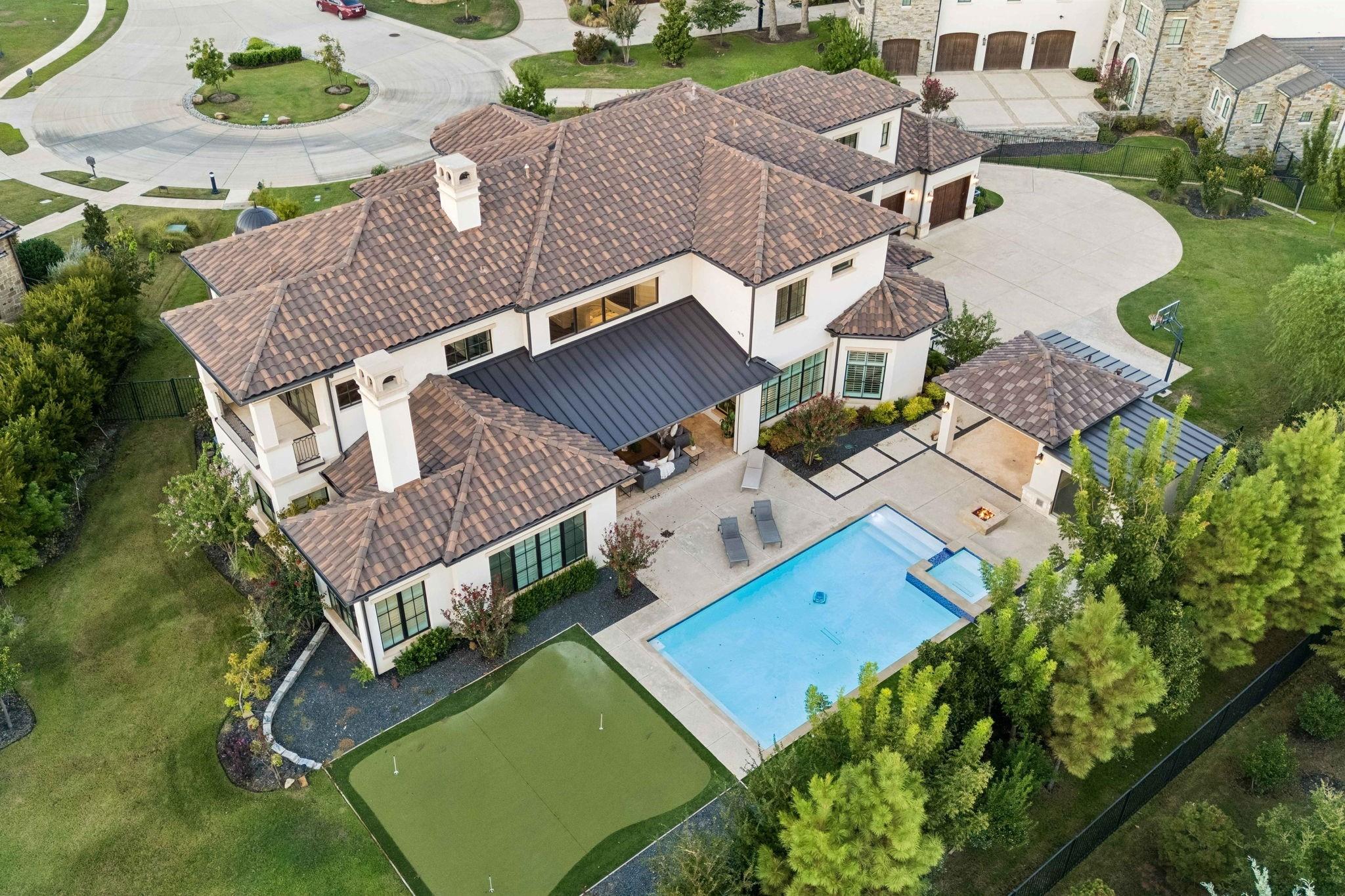main property photo 39