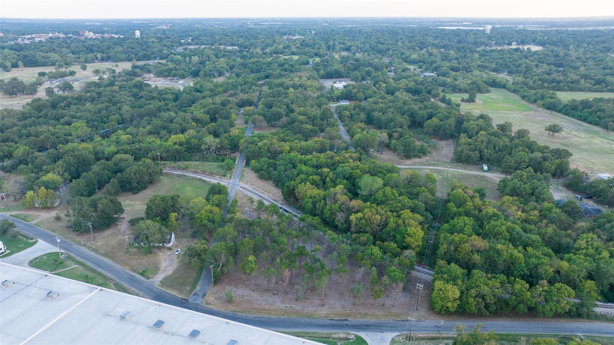 main property photo 14