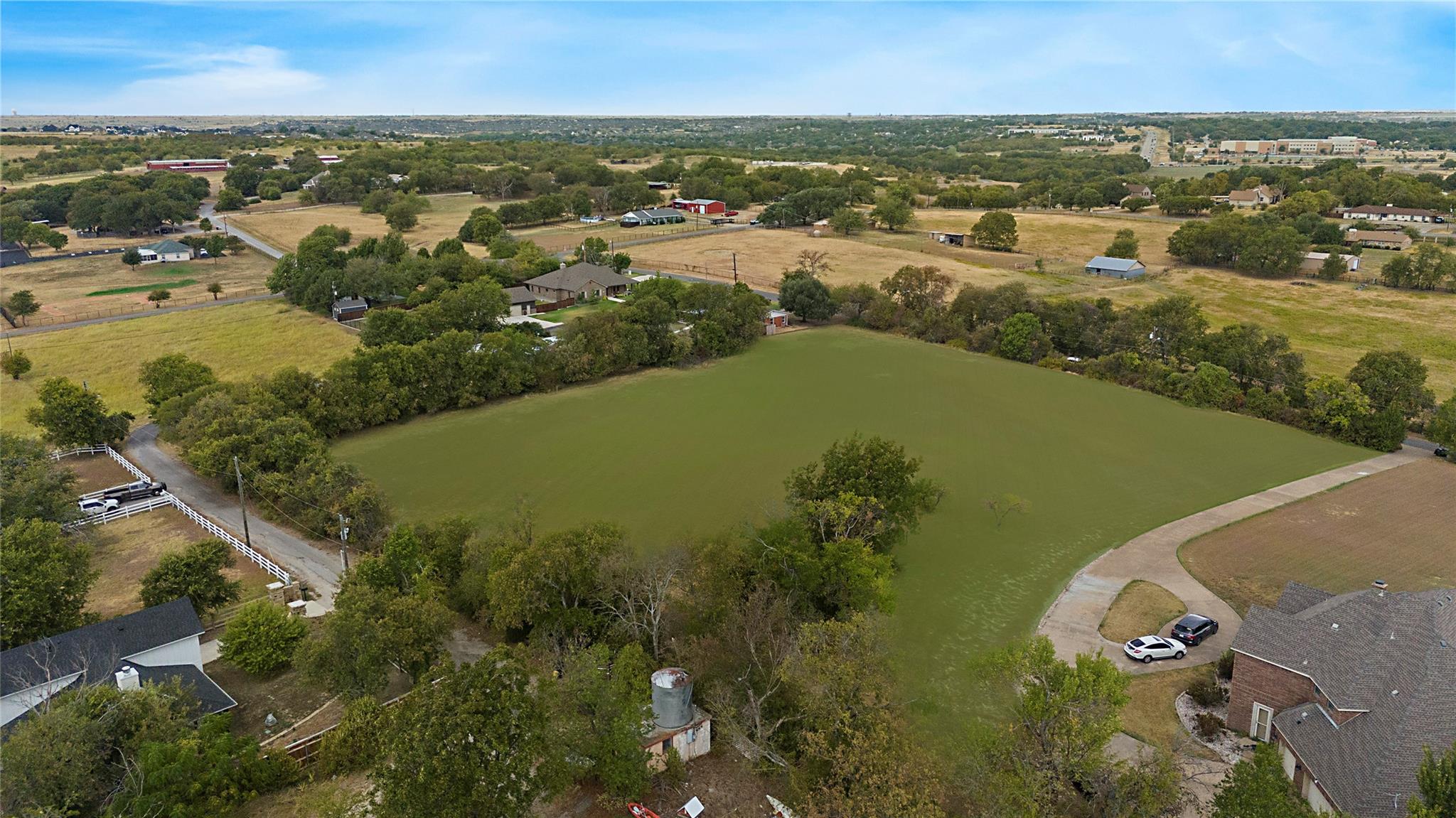 main property photo 3
