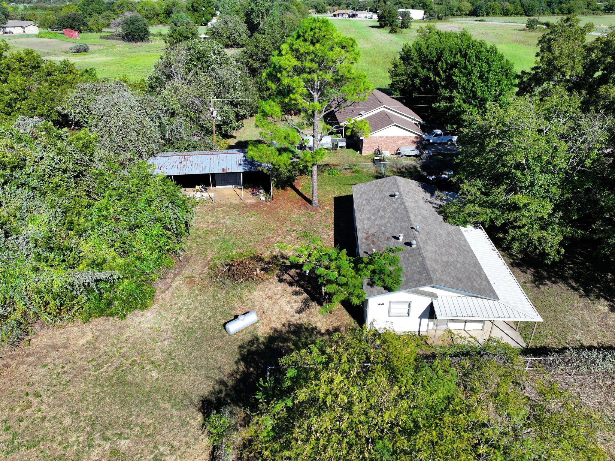 main property photo 18