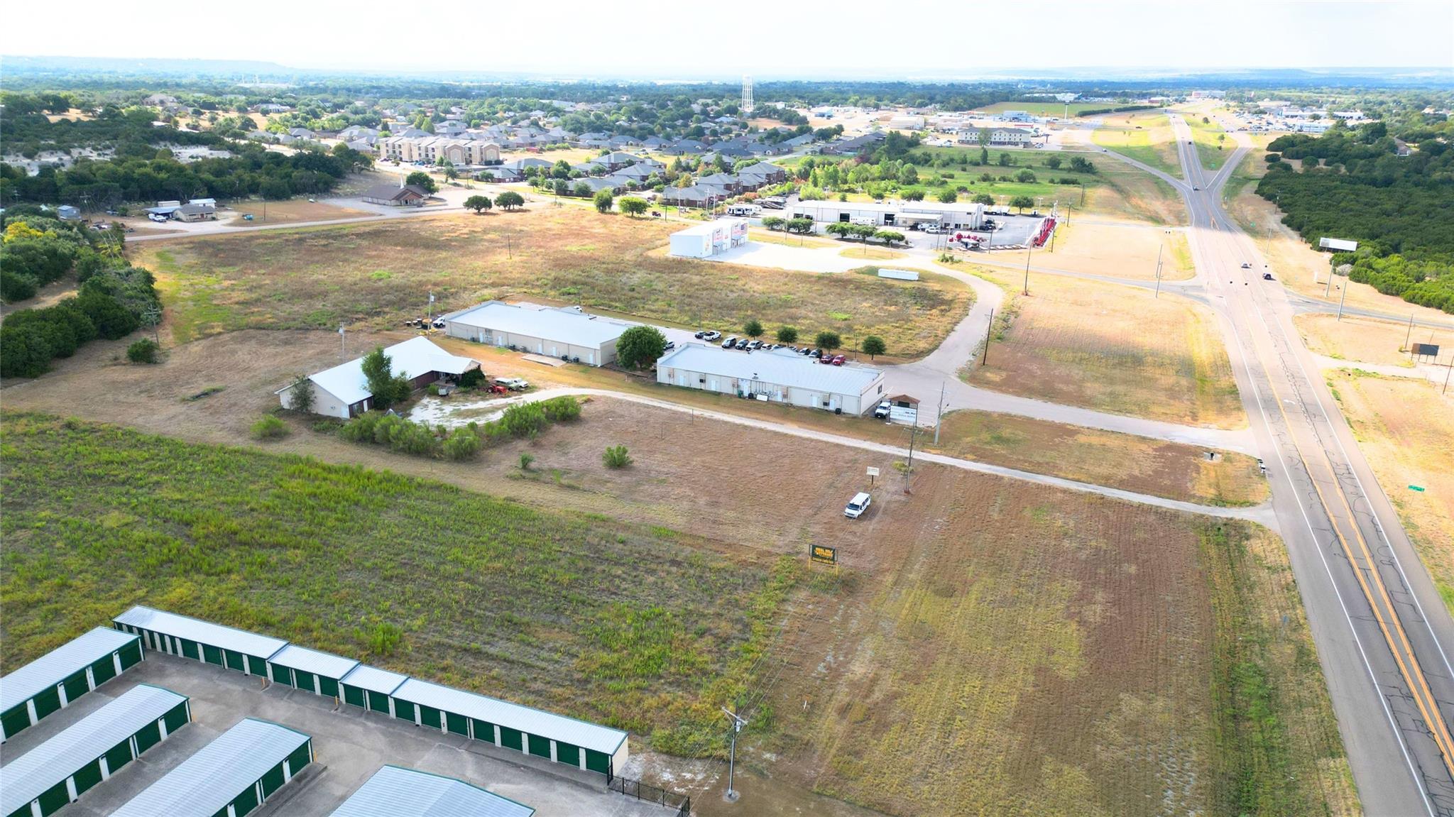 main property photo 11