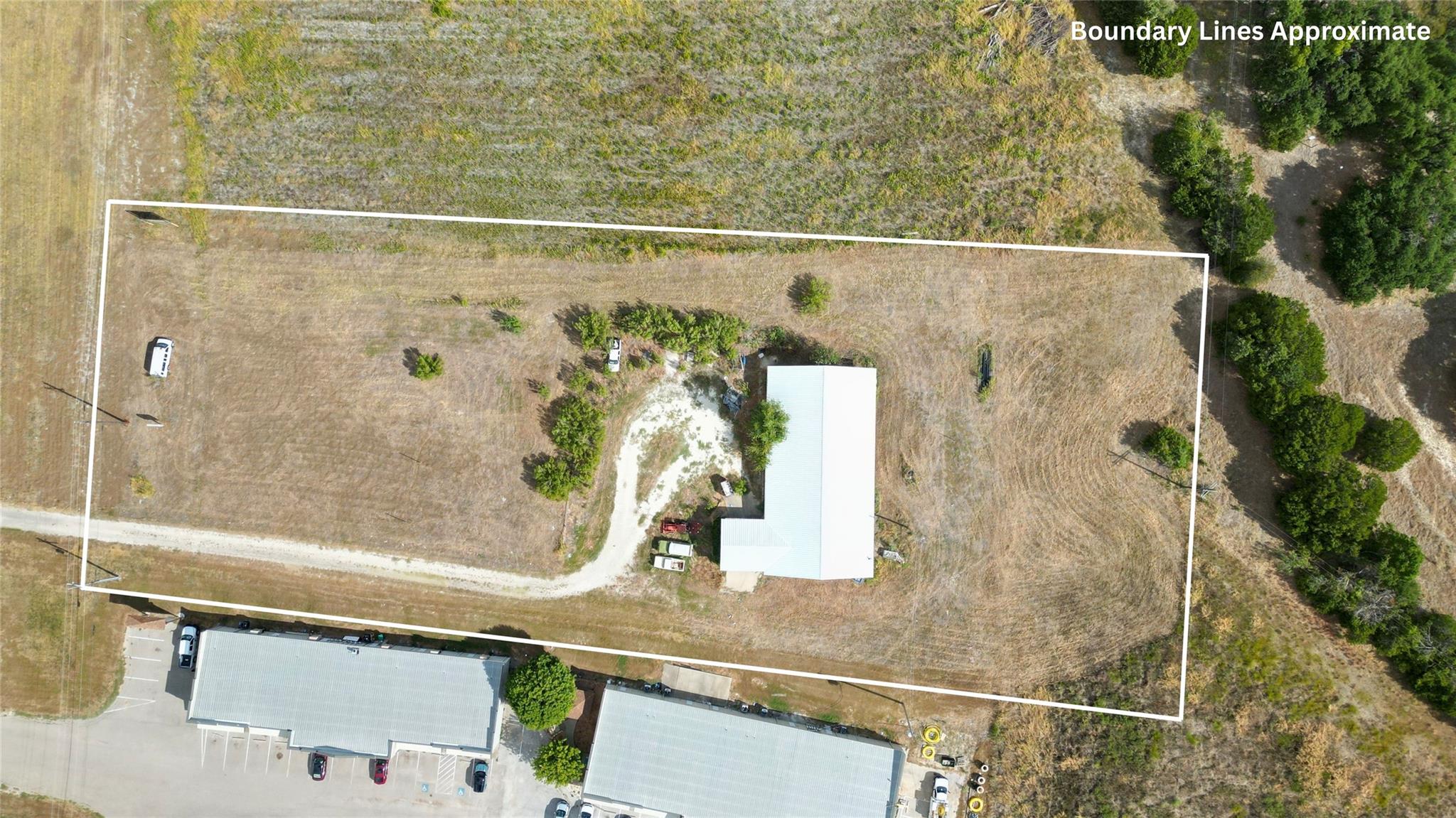 main property photo 13