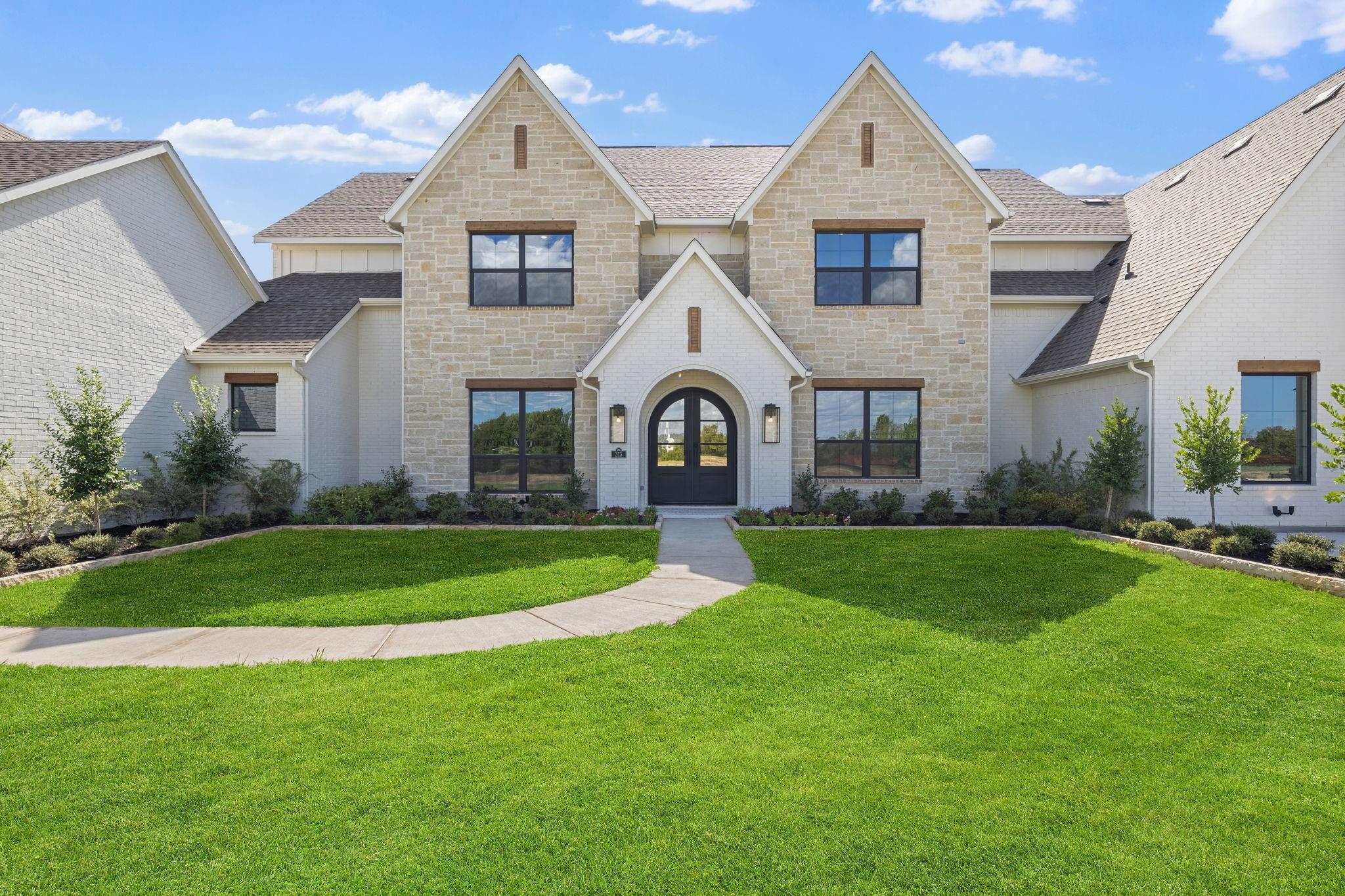 main property photo 5