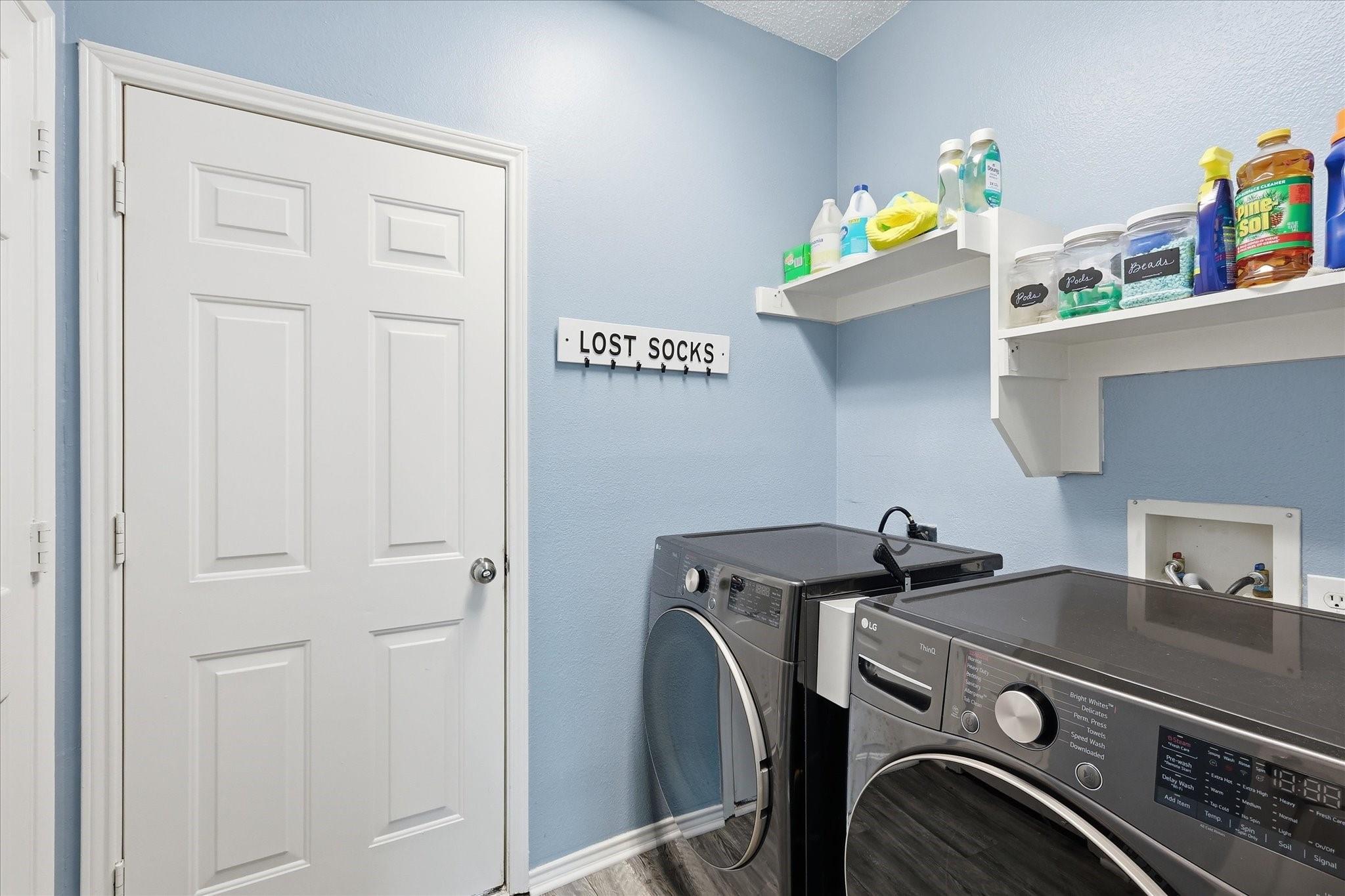 main property photo 27