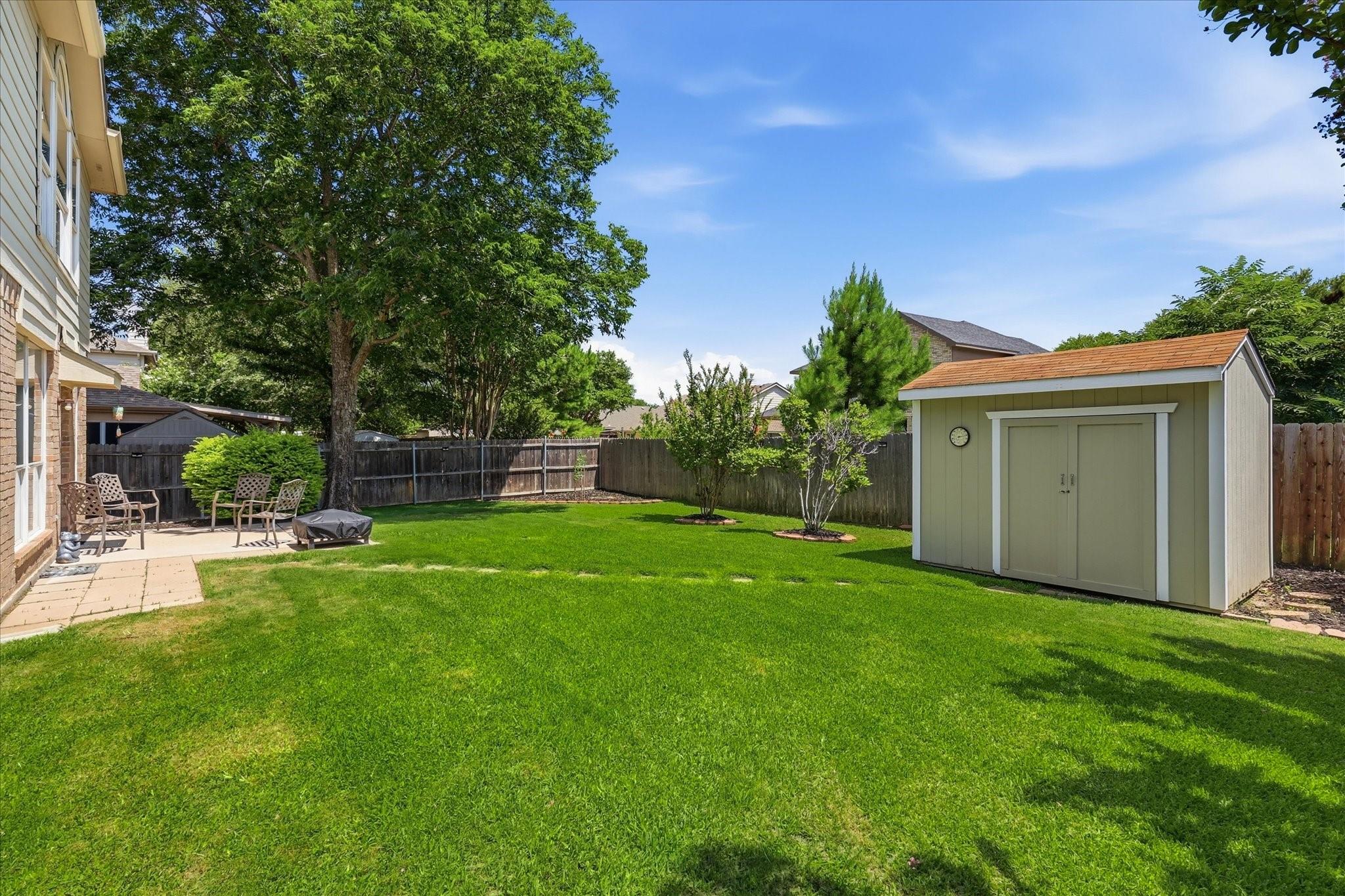 main property photo 30