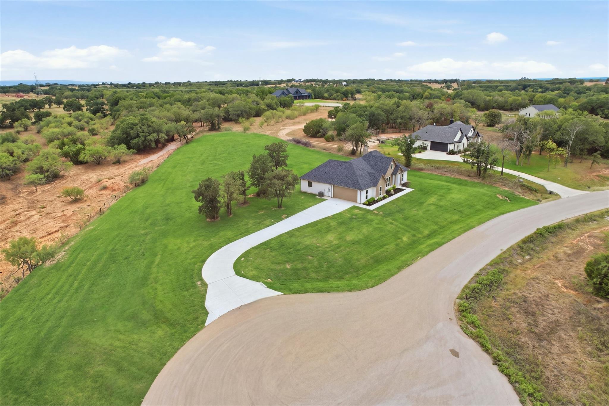 main property photo 32