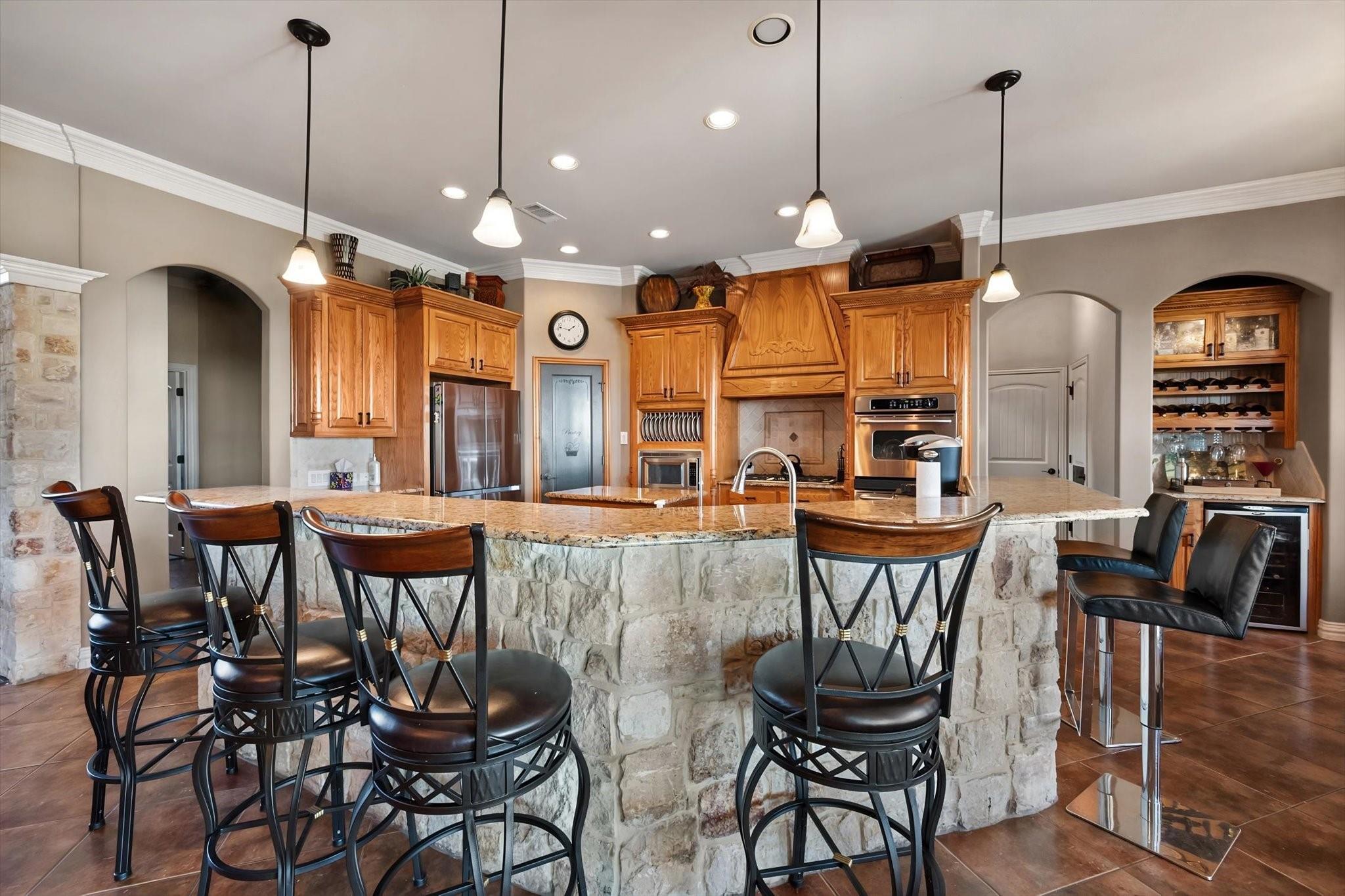 main property photo 13