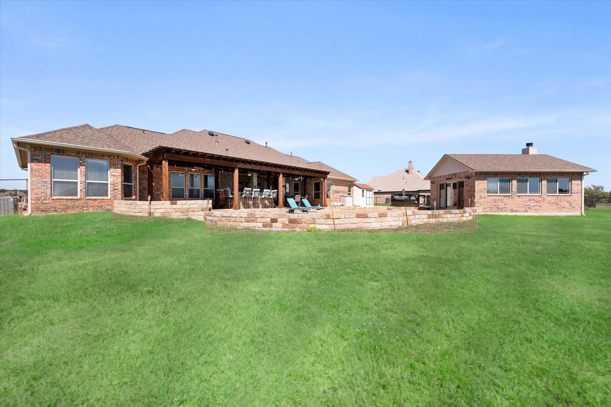 main property photo 31