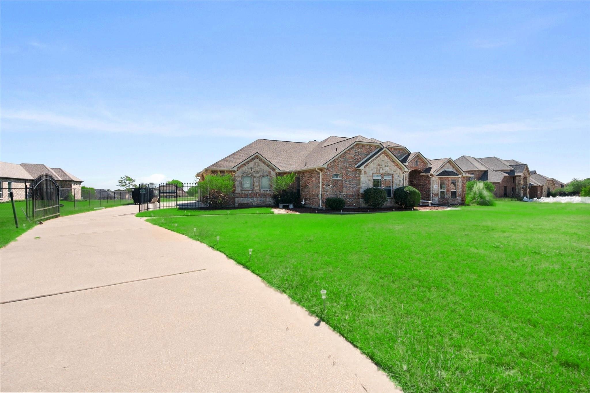 main property photo 32