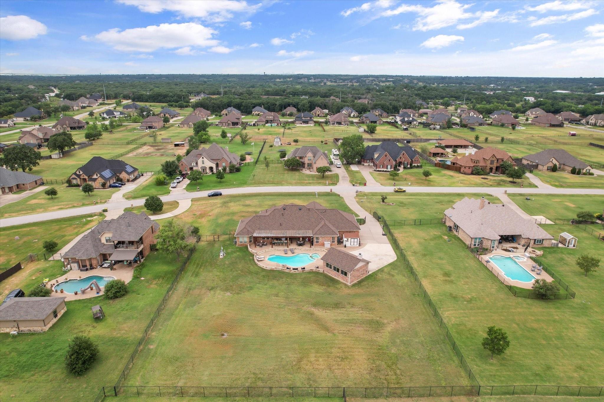 main property photo 37