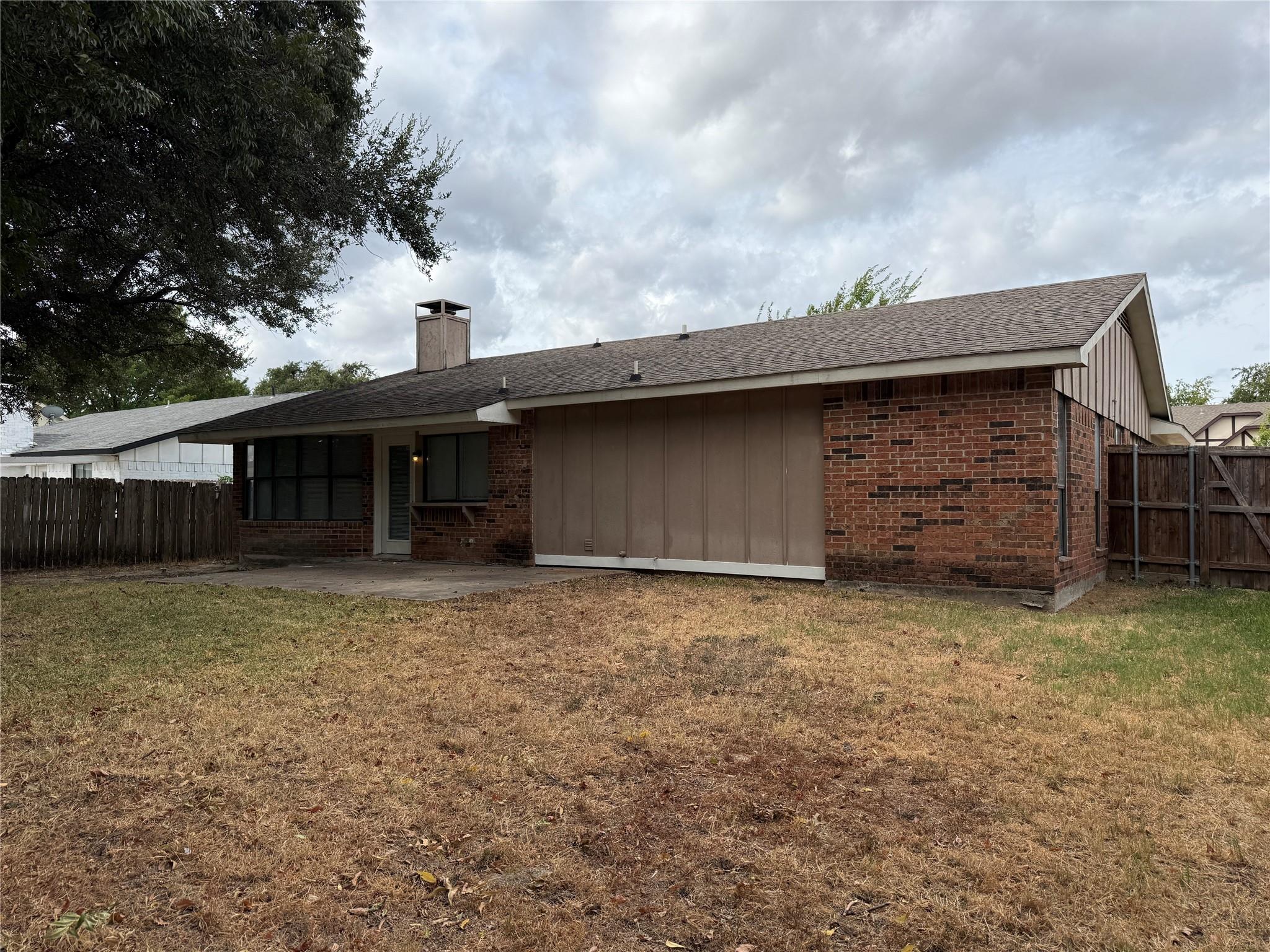 main property photo 20