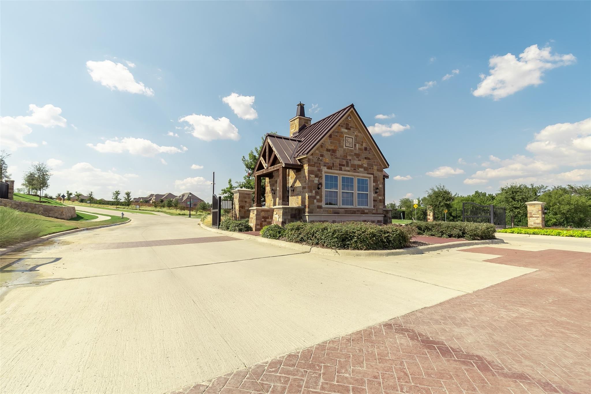 main property photo 38