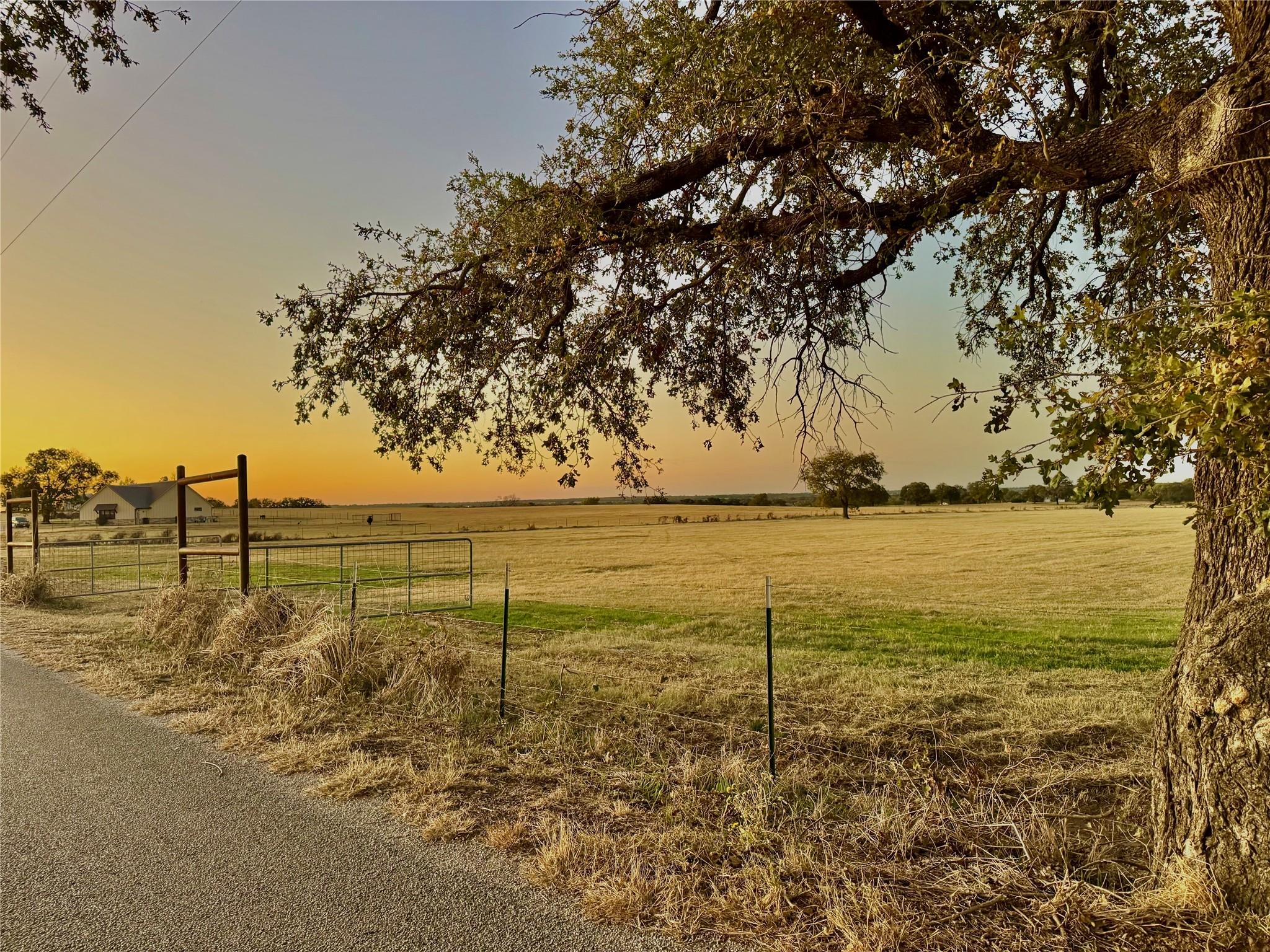 main property photo 19