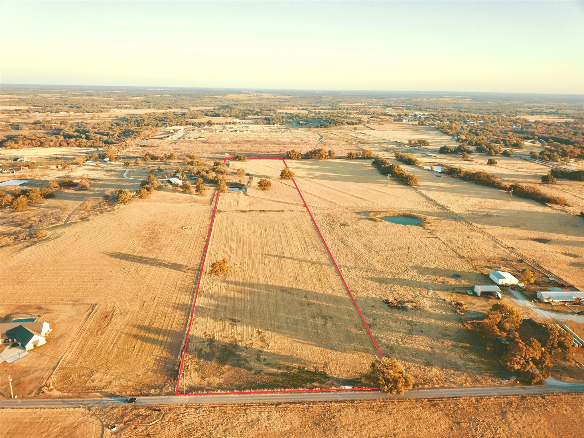 main property photo 37